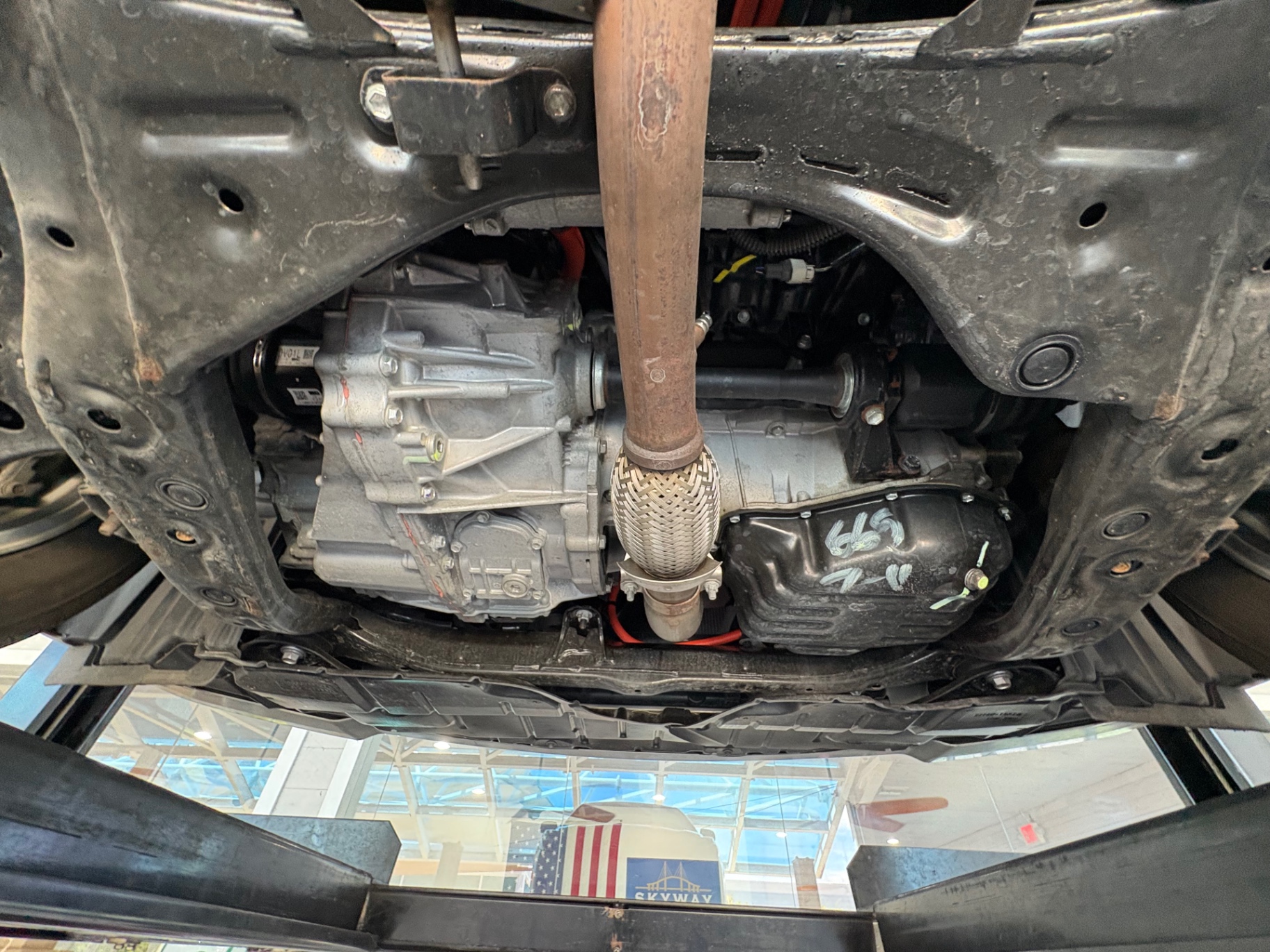 Vehicle photo 50