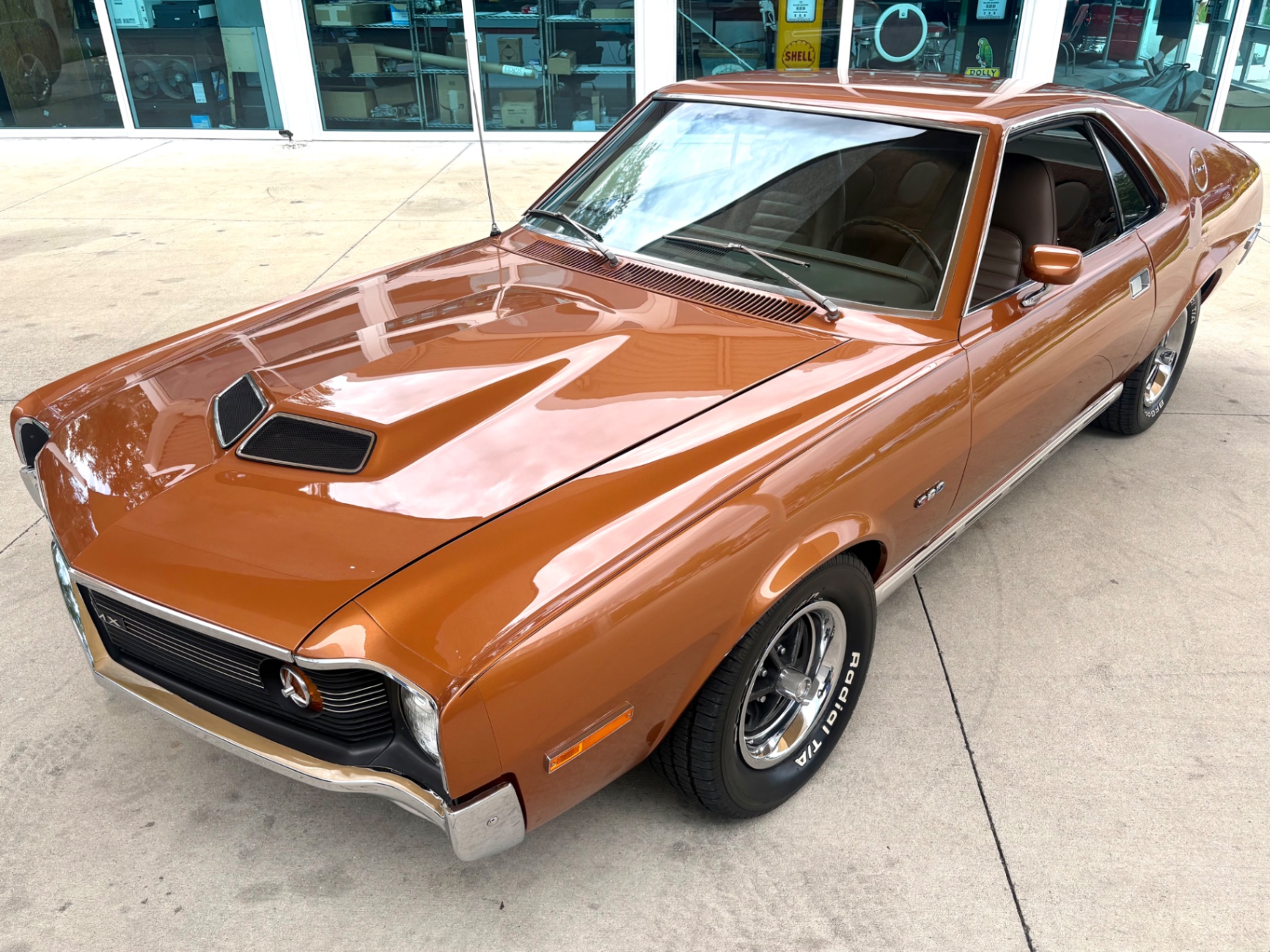 Vehicle photo 20