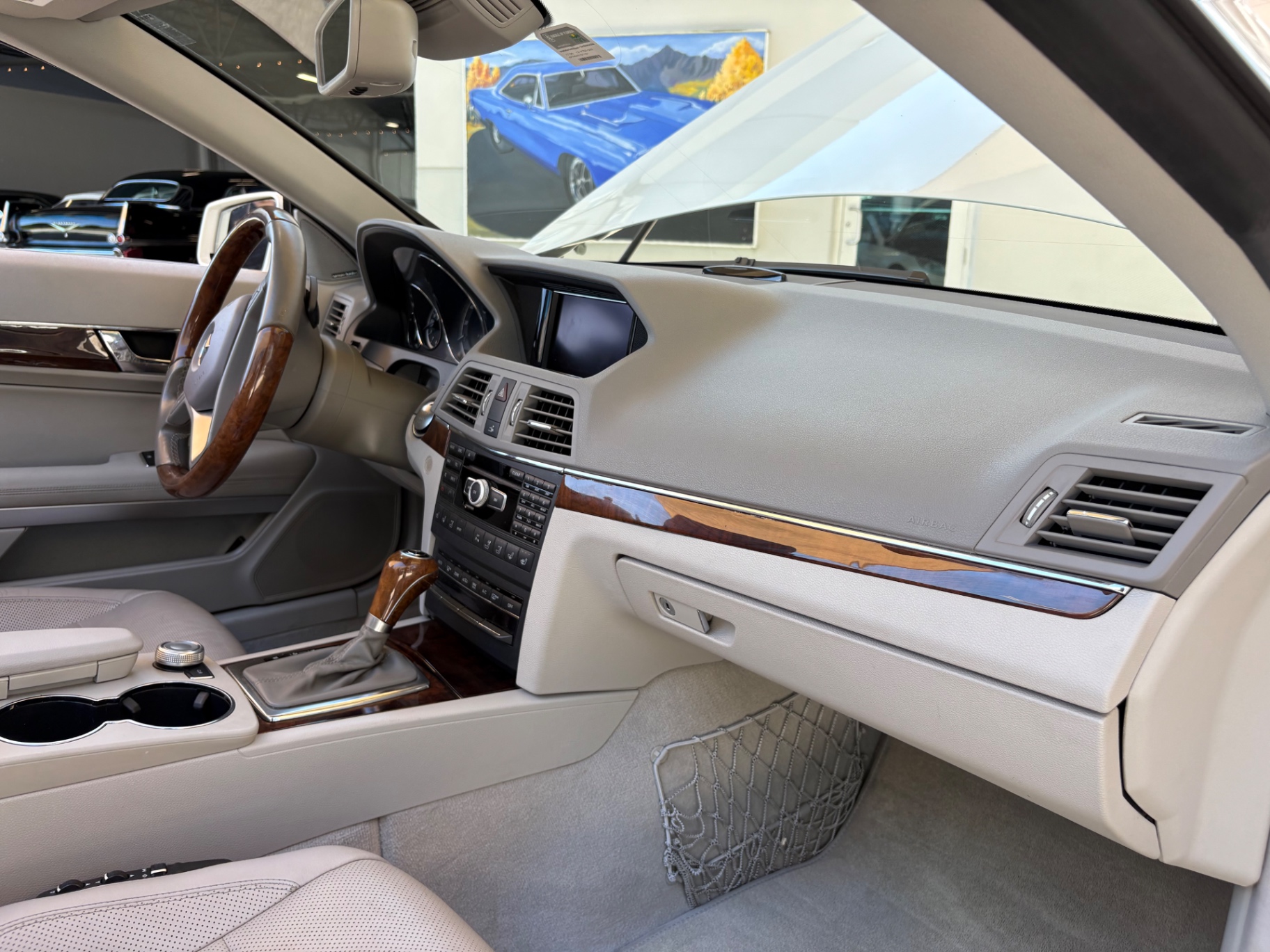 Vehicle photo 41