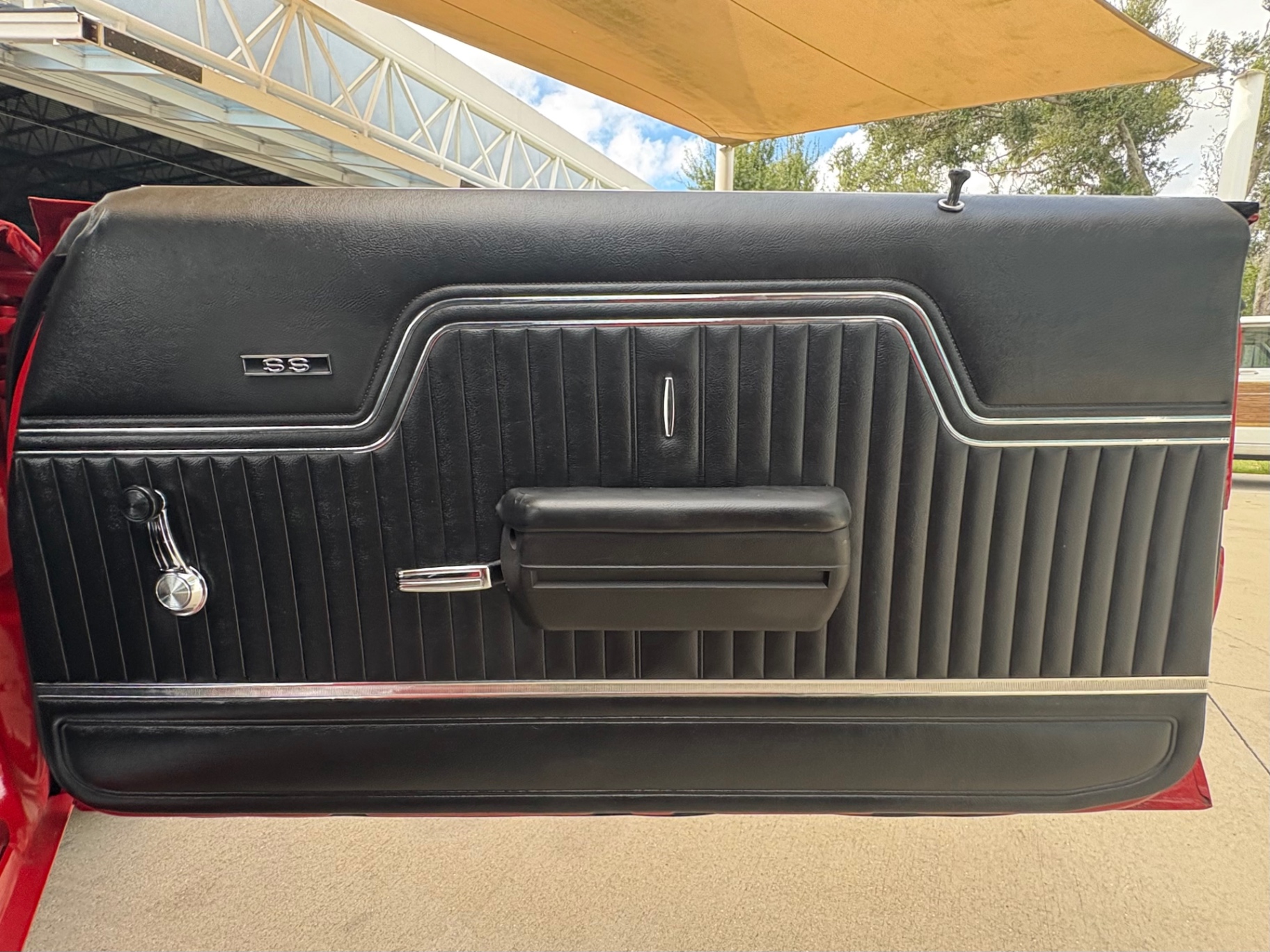 Vehicle photo 41