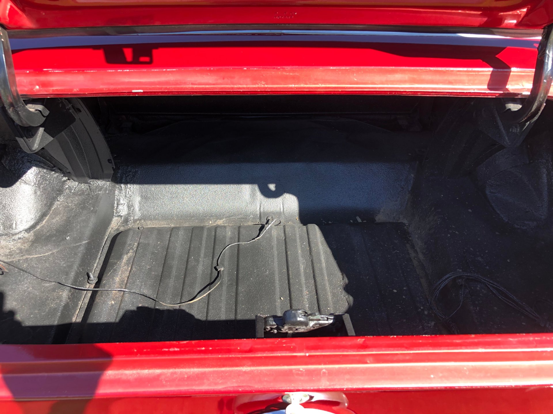 Vehicle photo 31