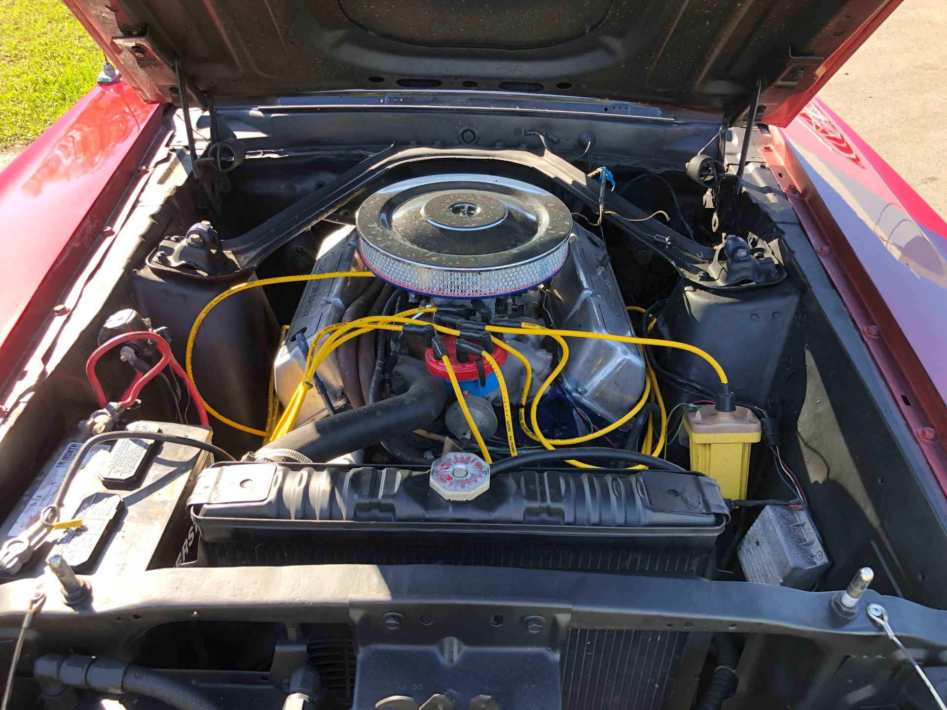 Vehicle photo 33
