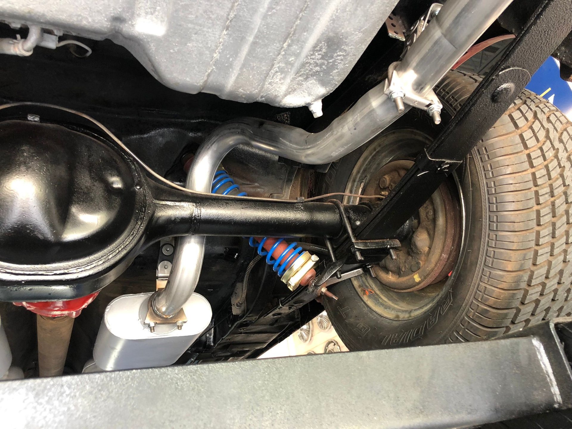 Vehicle photo 40