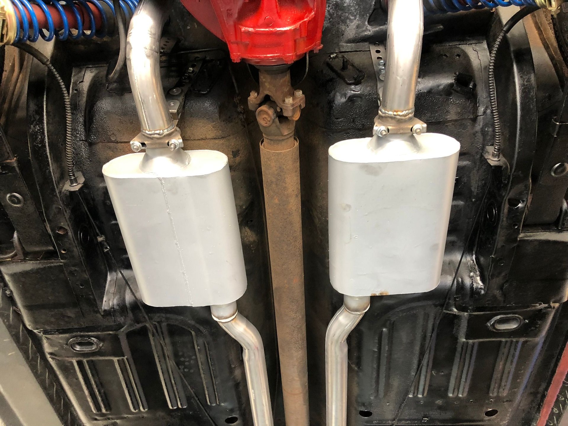 Vehicle photo 46