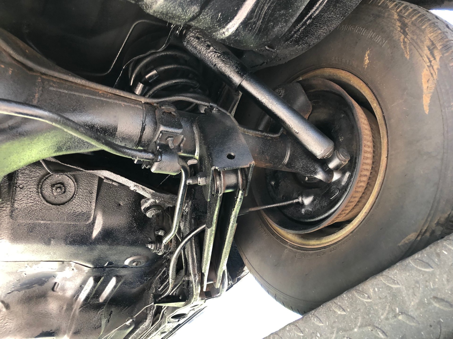 Vehicle photo 40