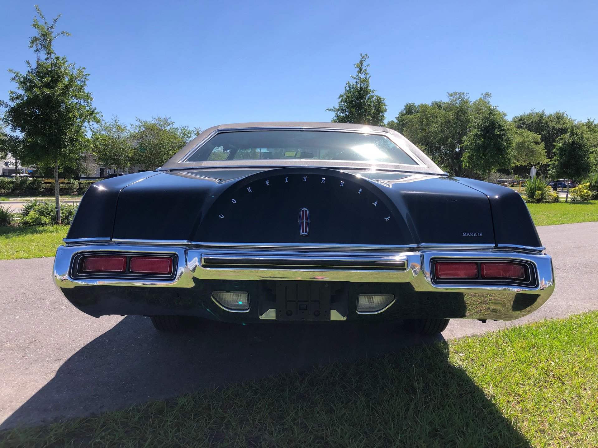 Vehicle photo 55
