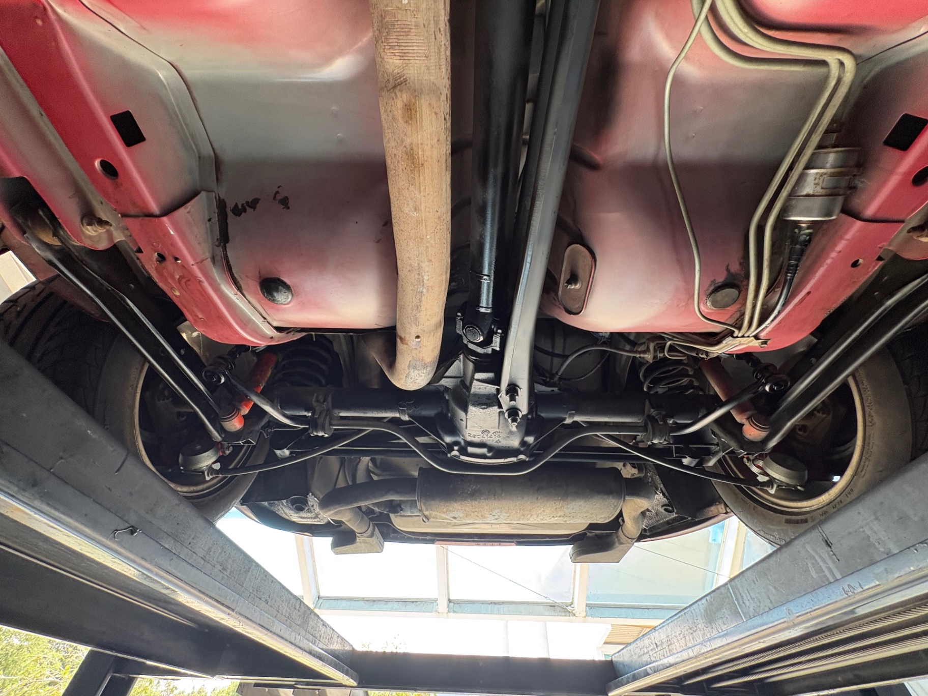 Vehicle photo 57