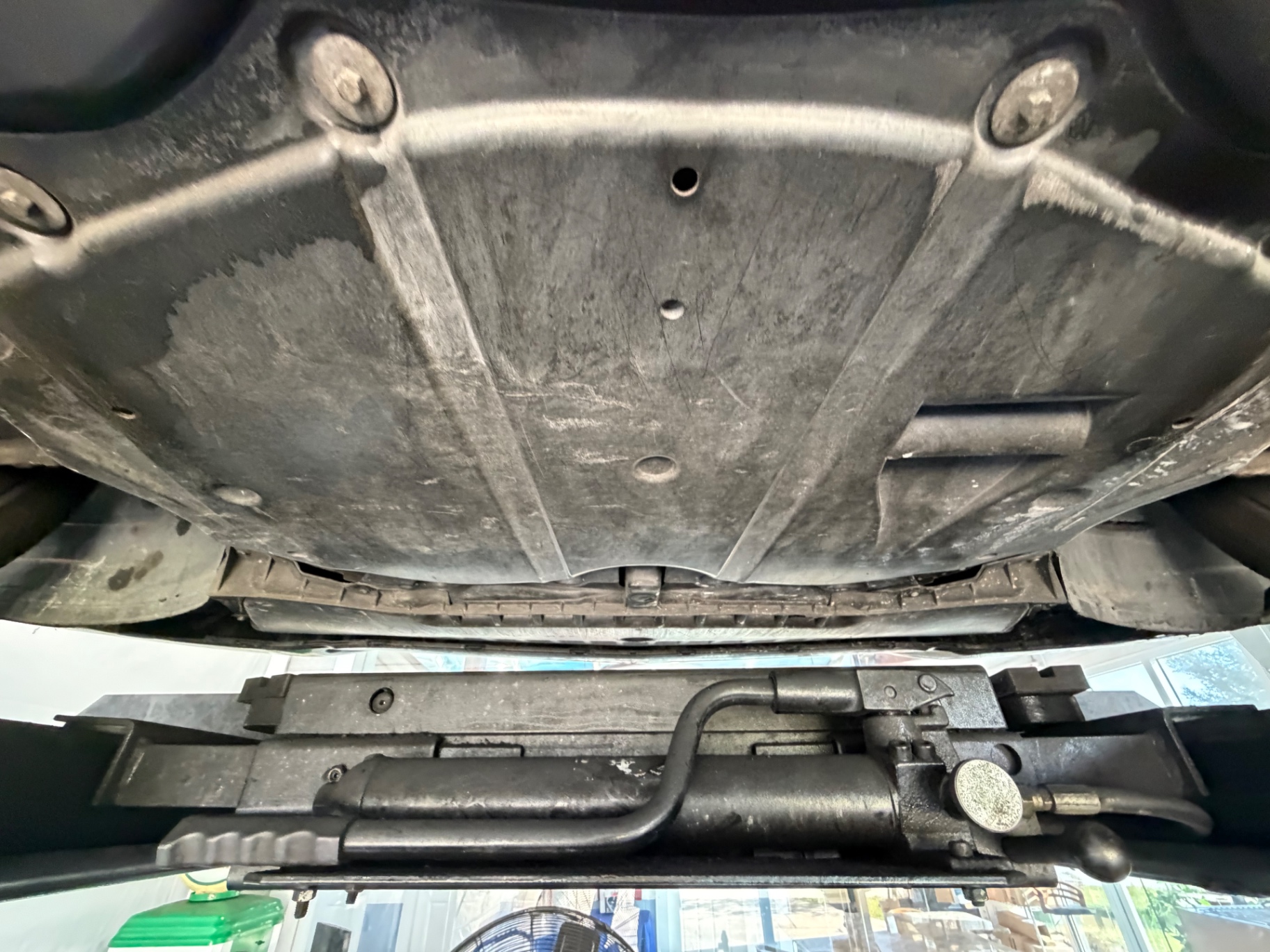 Vehicle photo 53