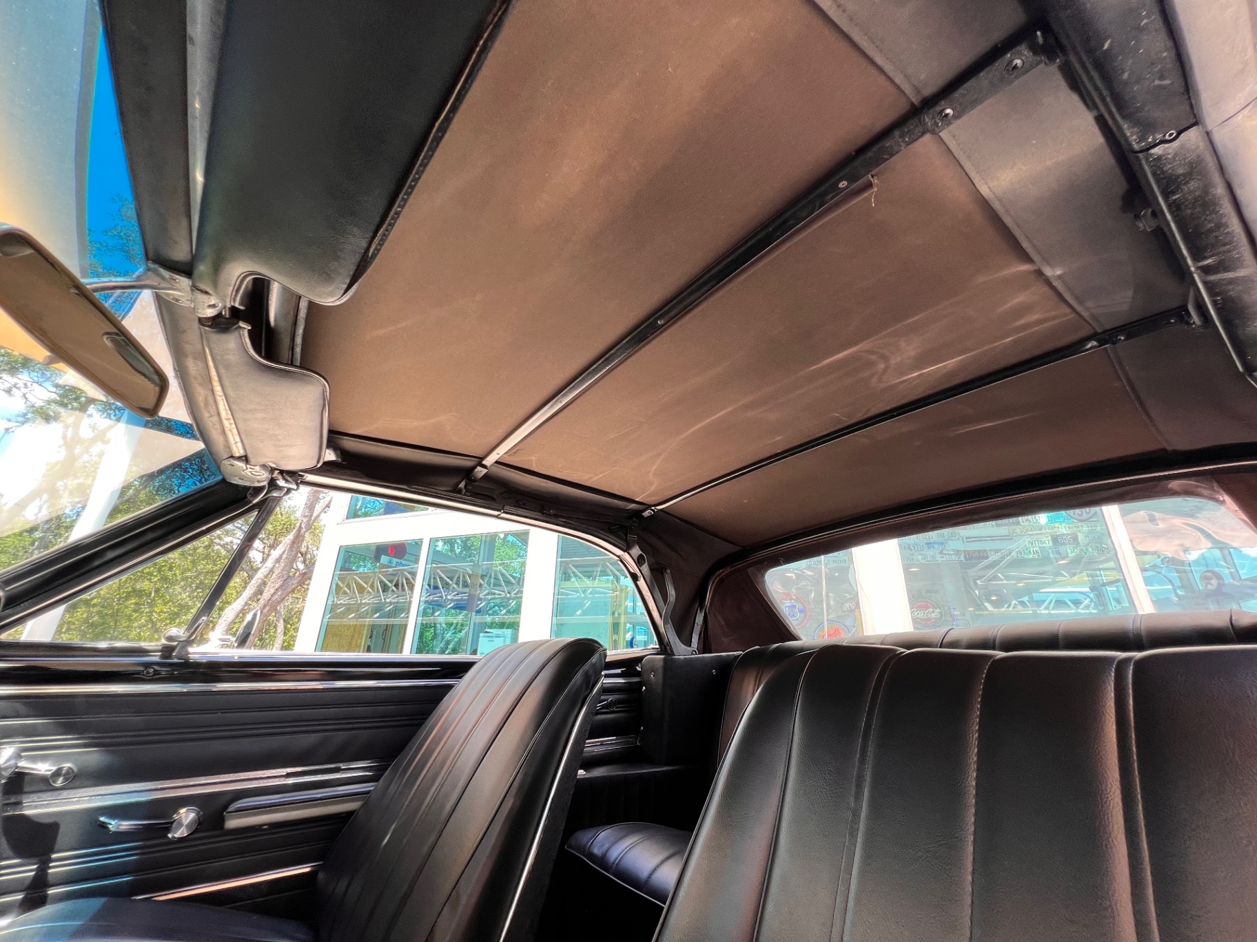 Vehicle photo 36