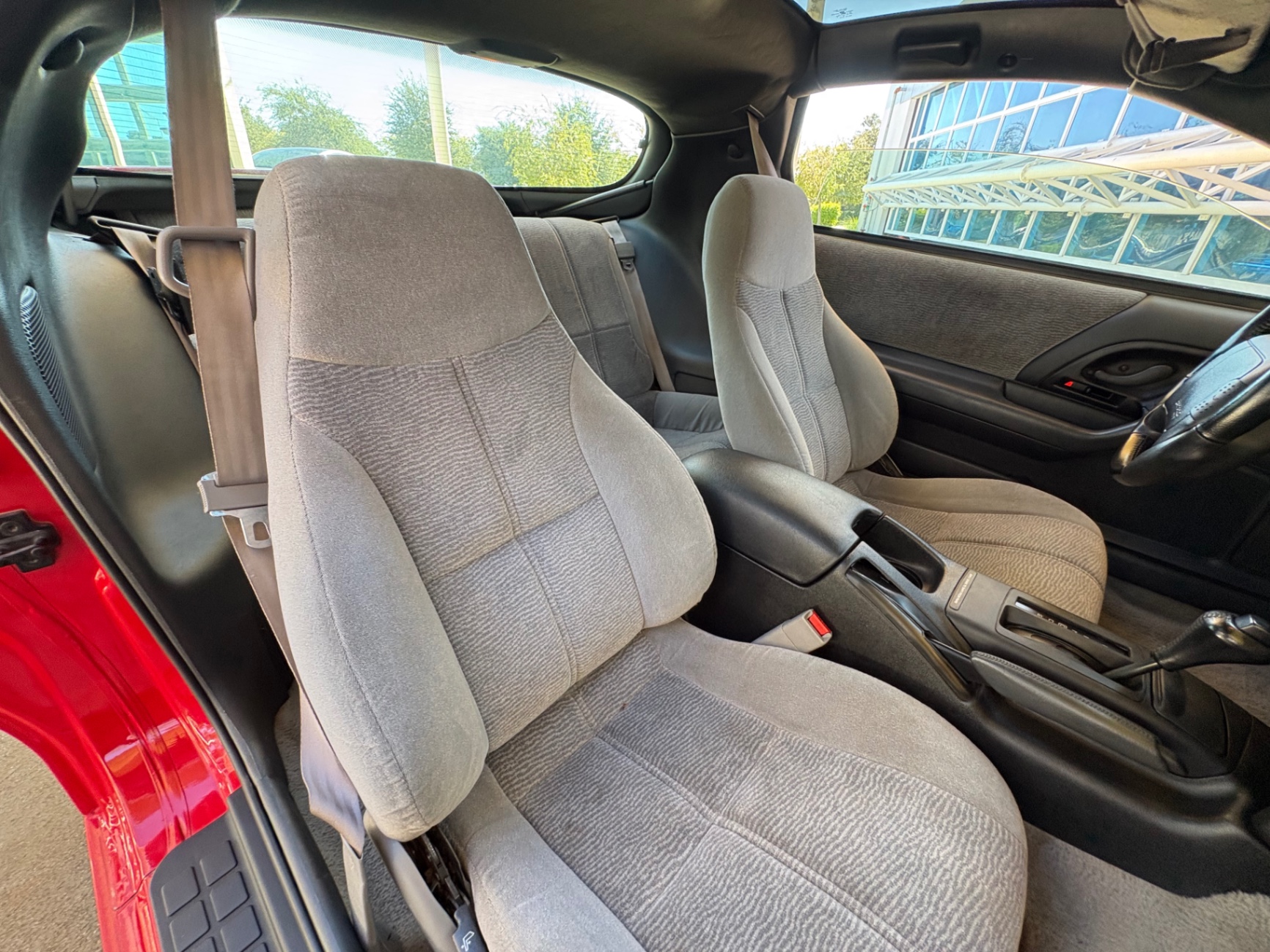 Vehicle photo 41