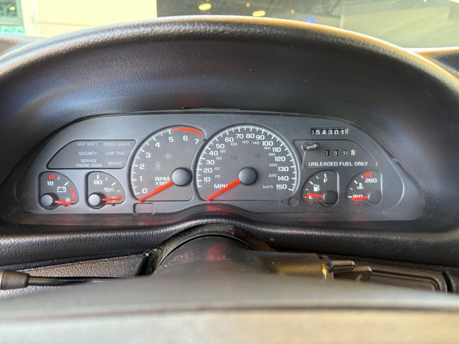 Vehicle photo 37