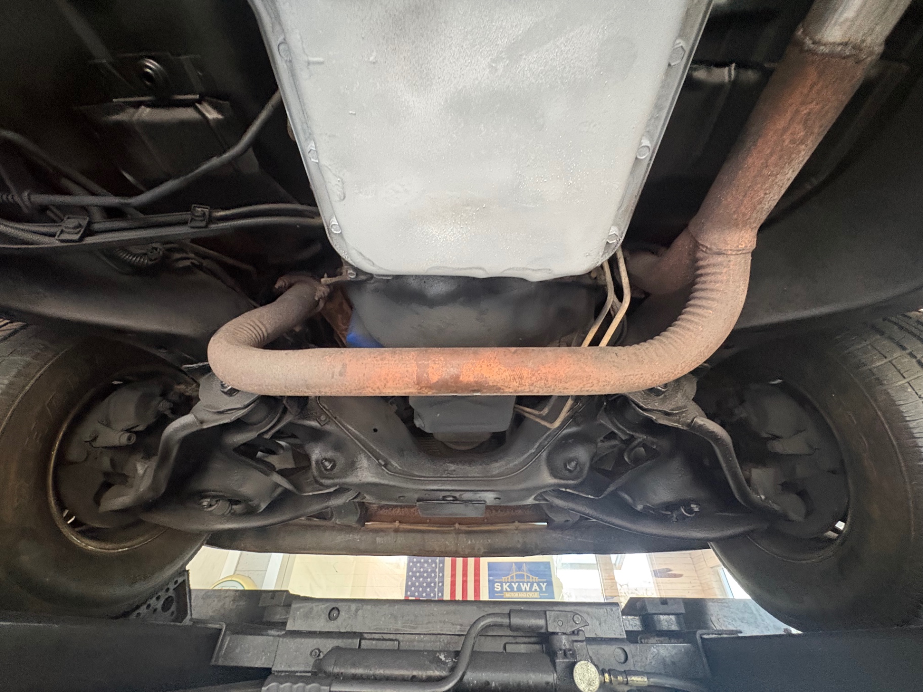 Vehicle photo 45
