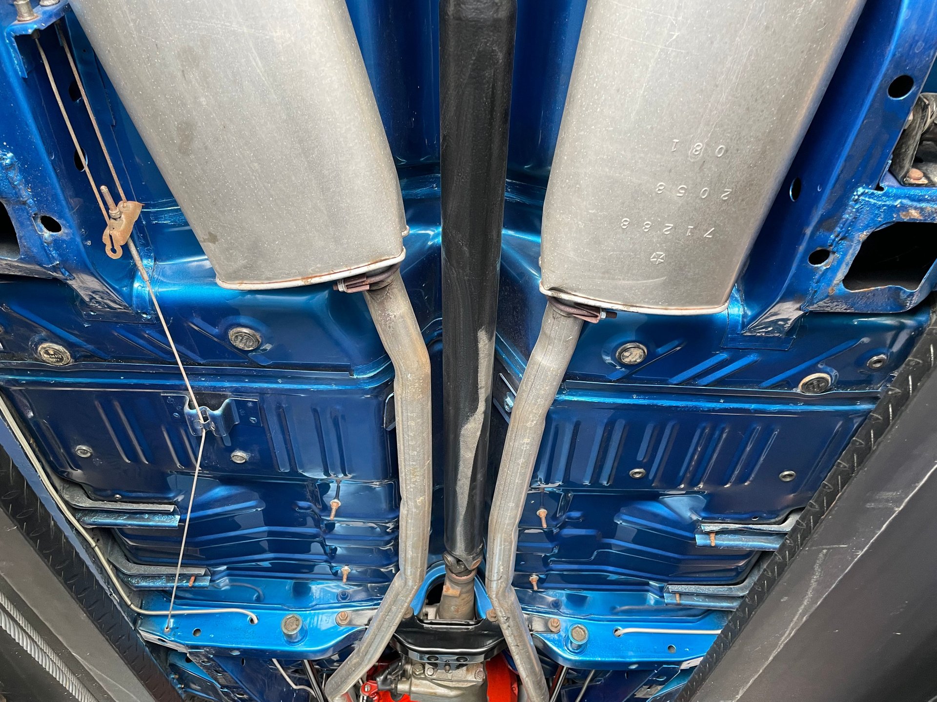 Vehicle photo 43