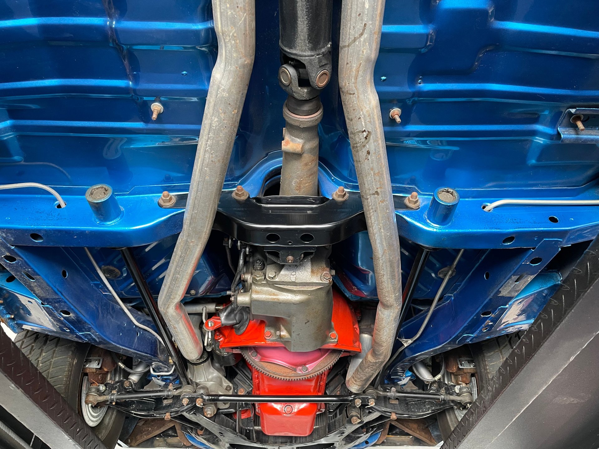 Vehicle photo 46