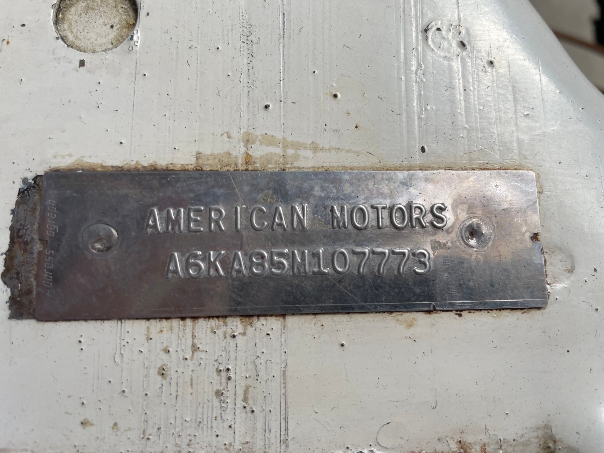 Vehicle photo 25