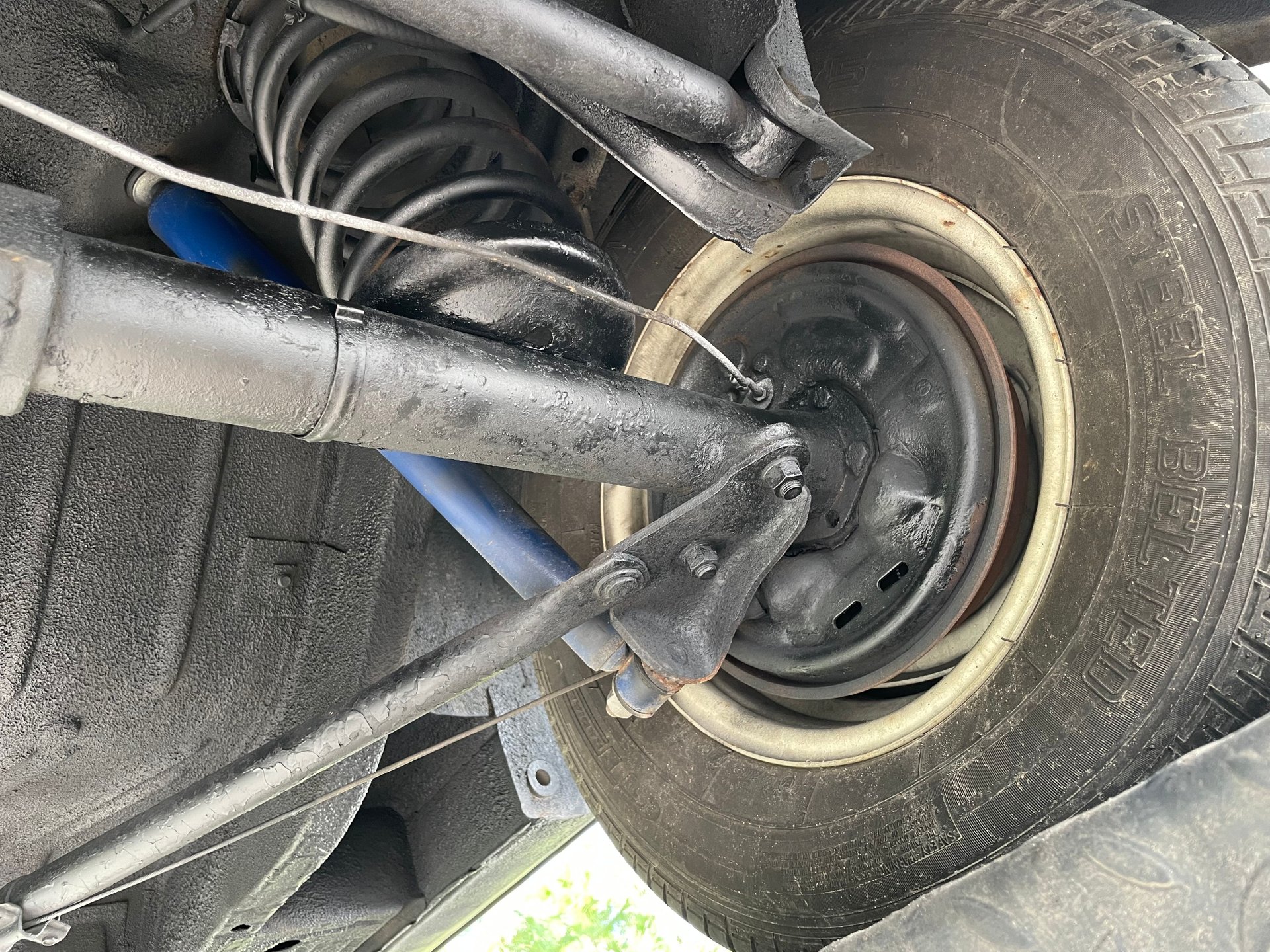 Vehicle photo 49