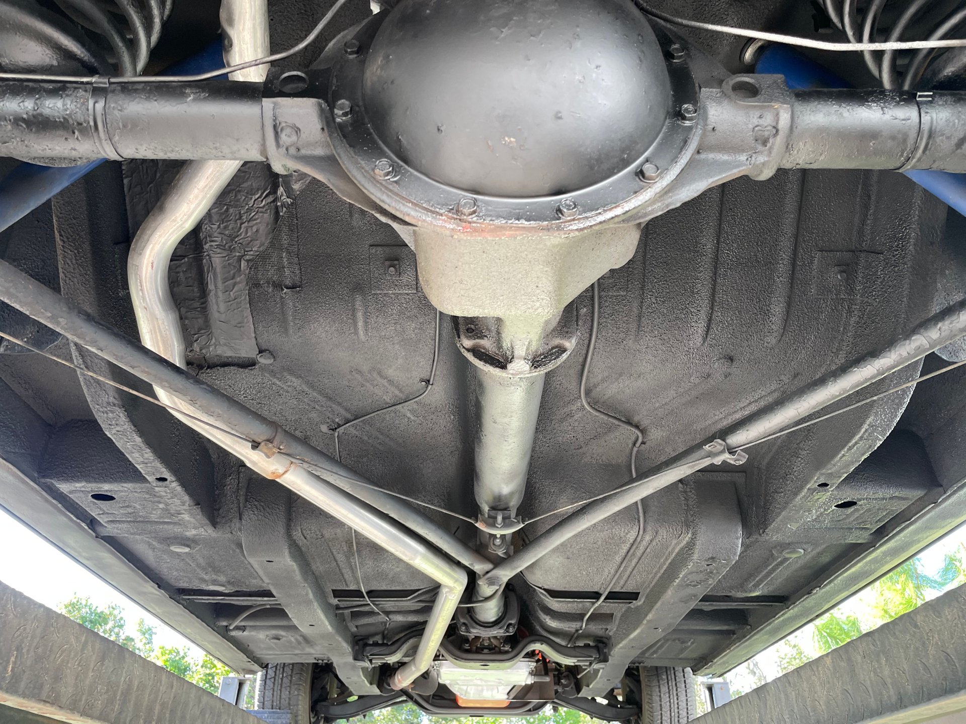 Vehicle photo 51