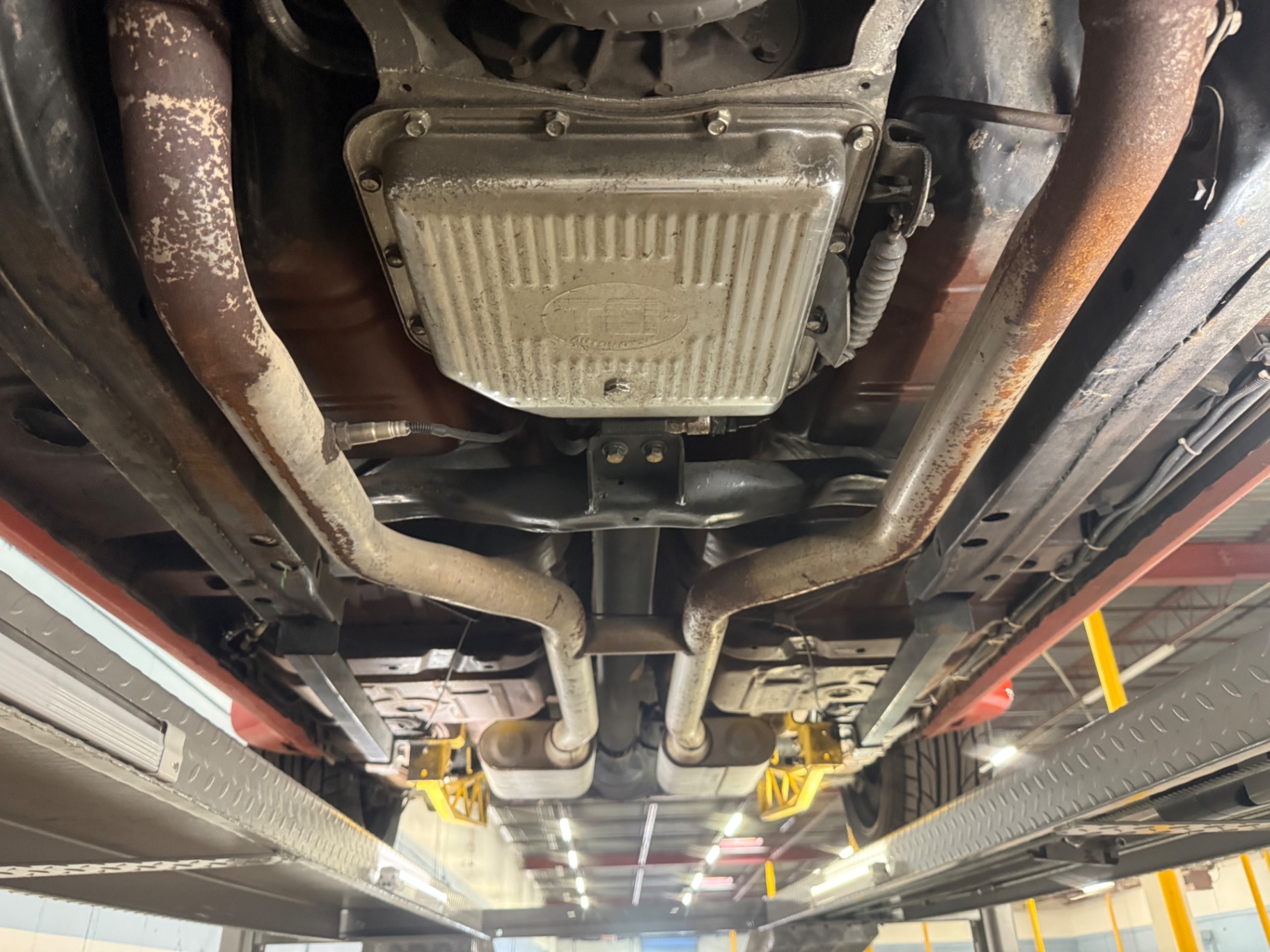 Vehicle photo 30