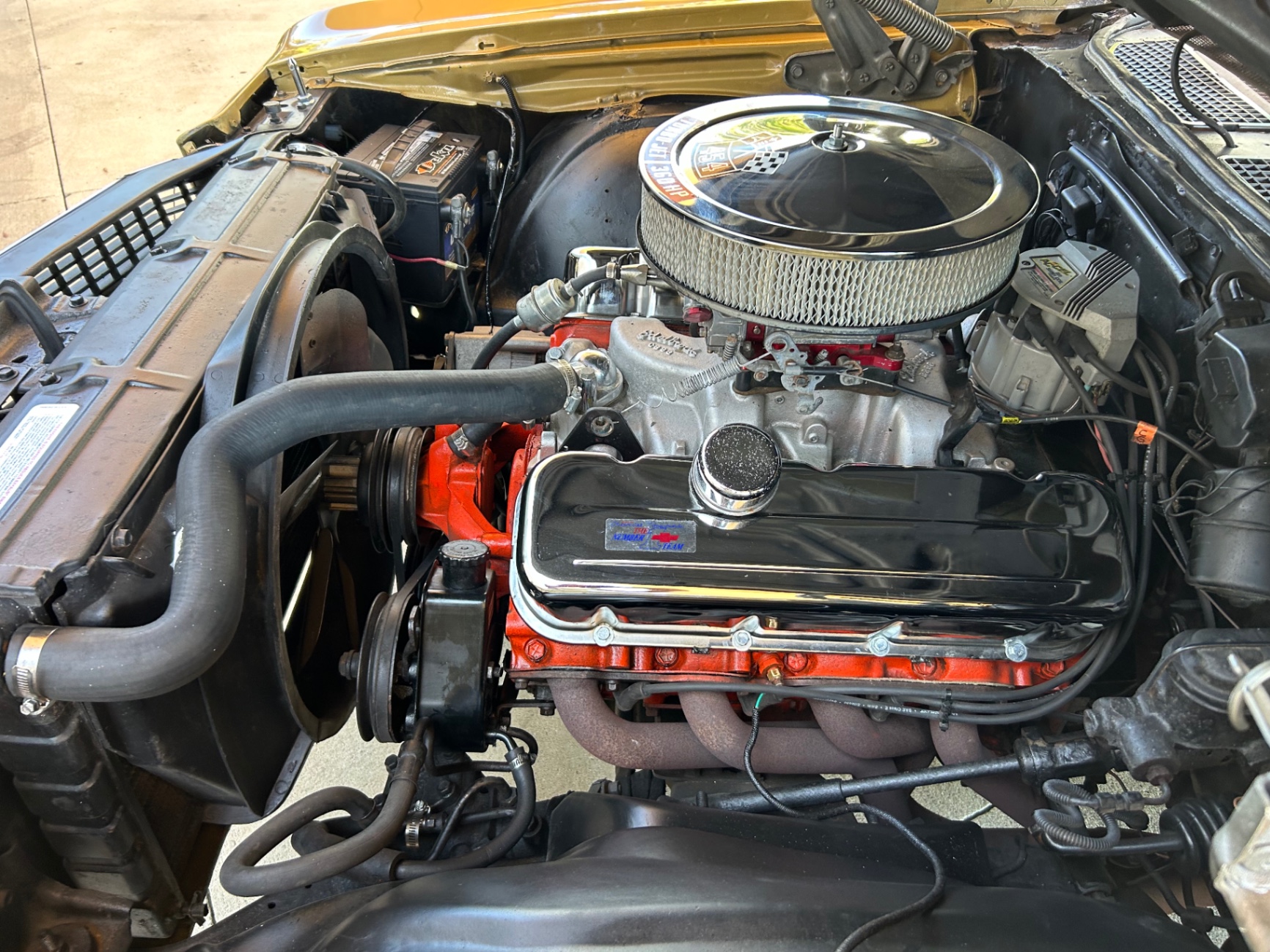 Vehicle photo 21