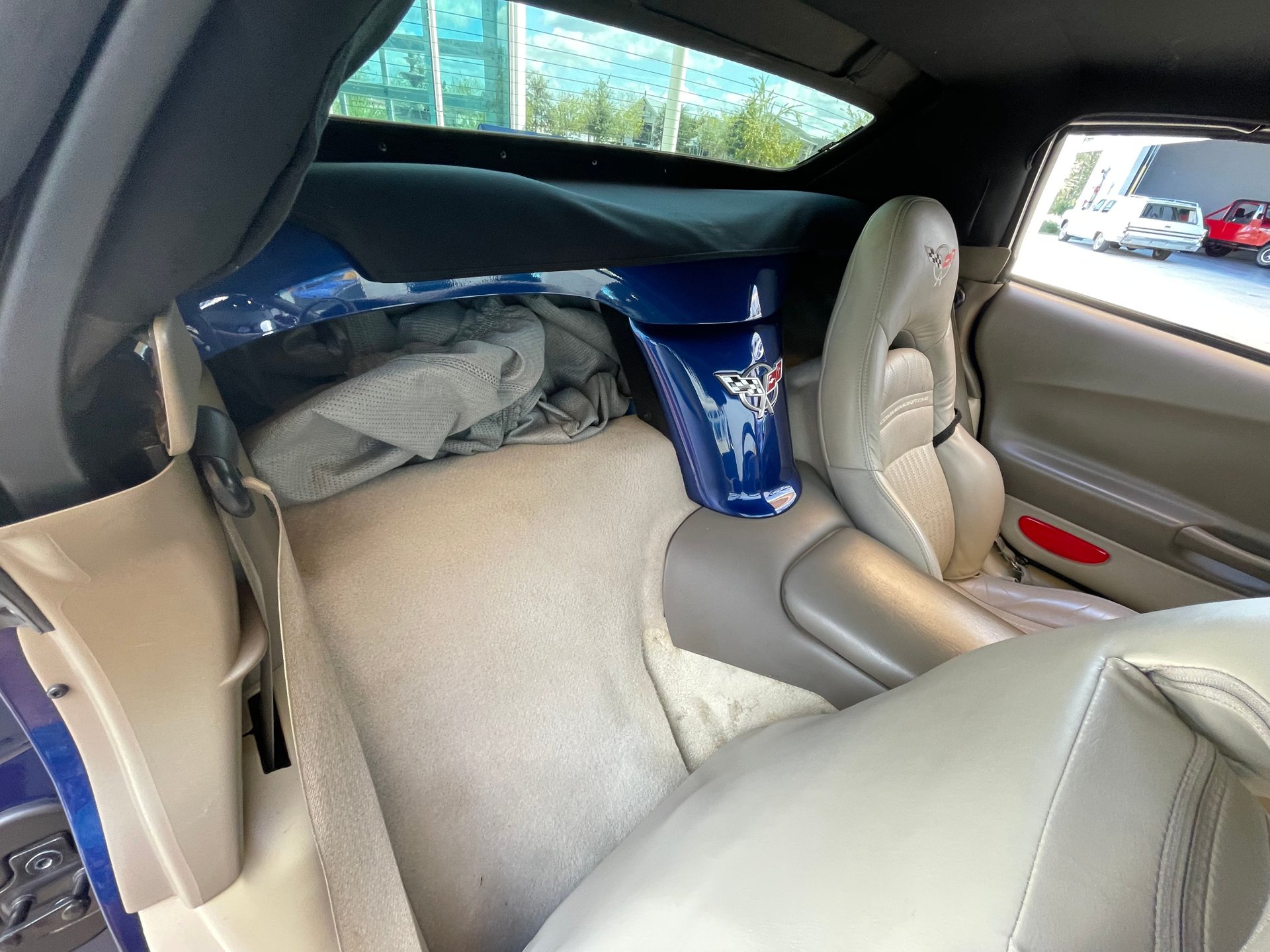Vehicle photo 42