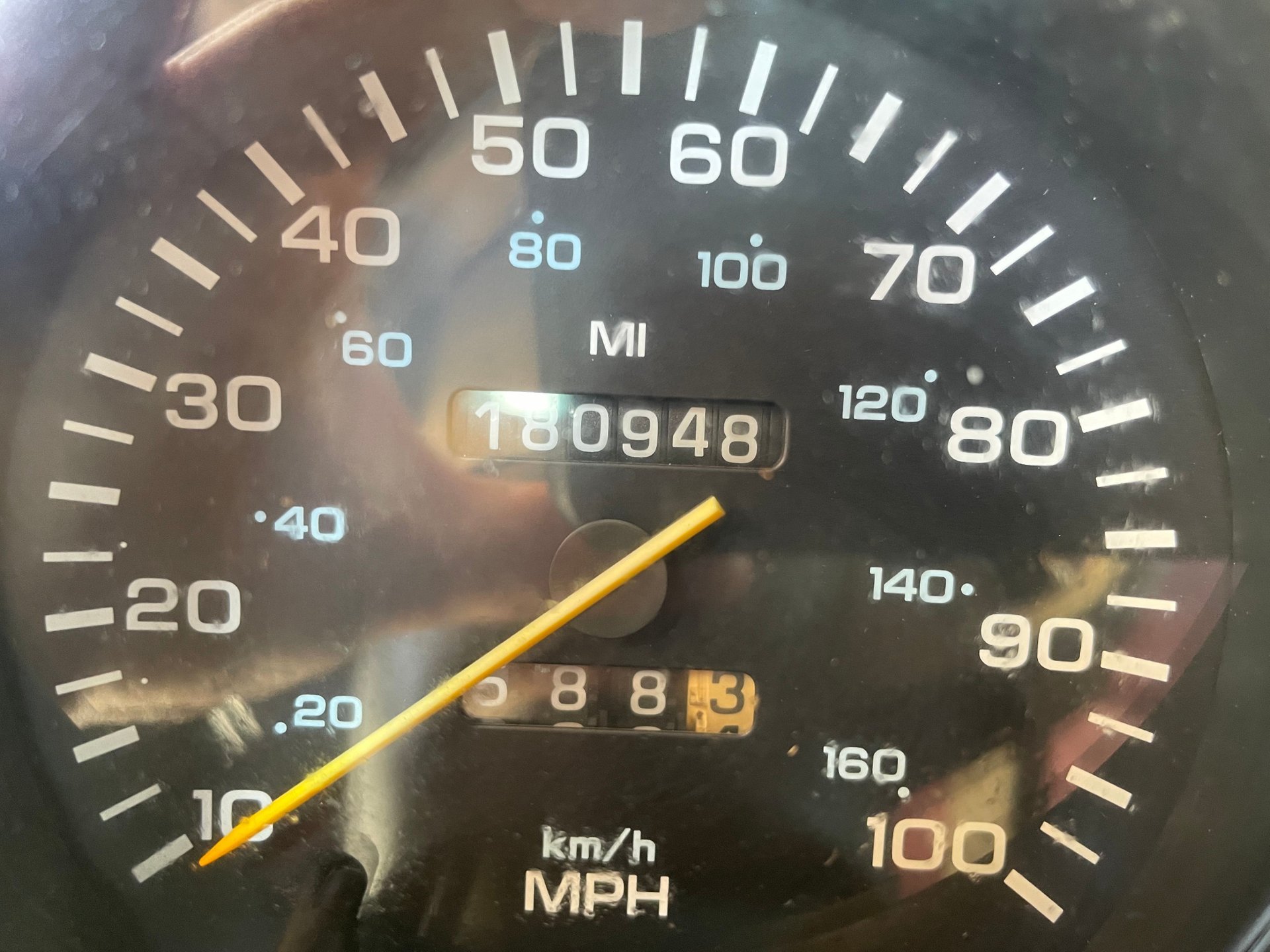 Vehicle photo 28