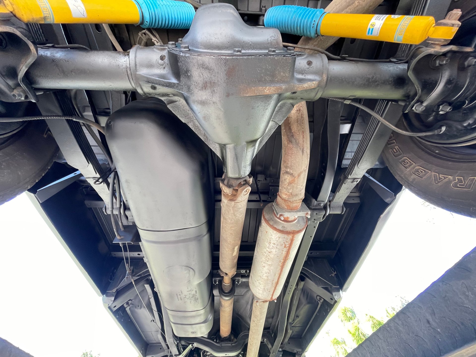 Vehicle photo 48