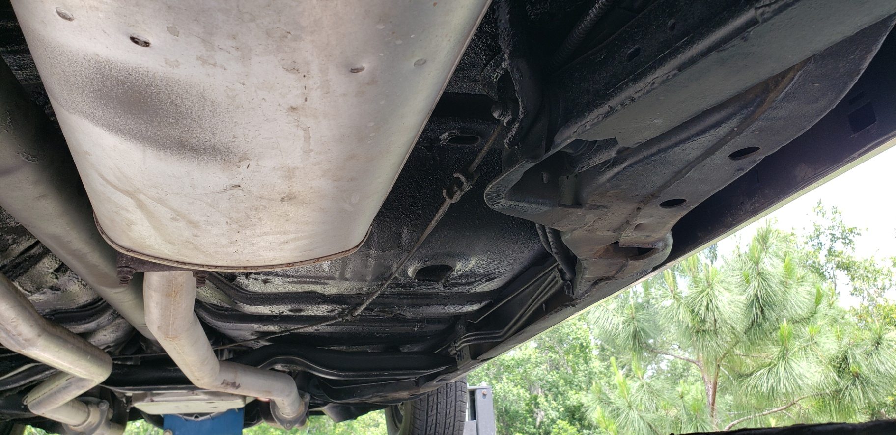Vehicle photo 45