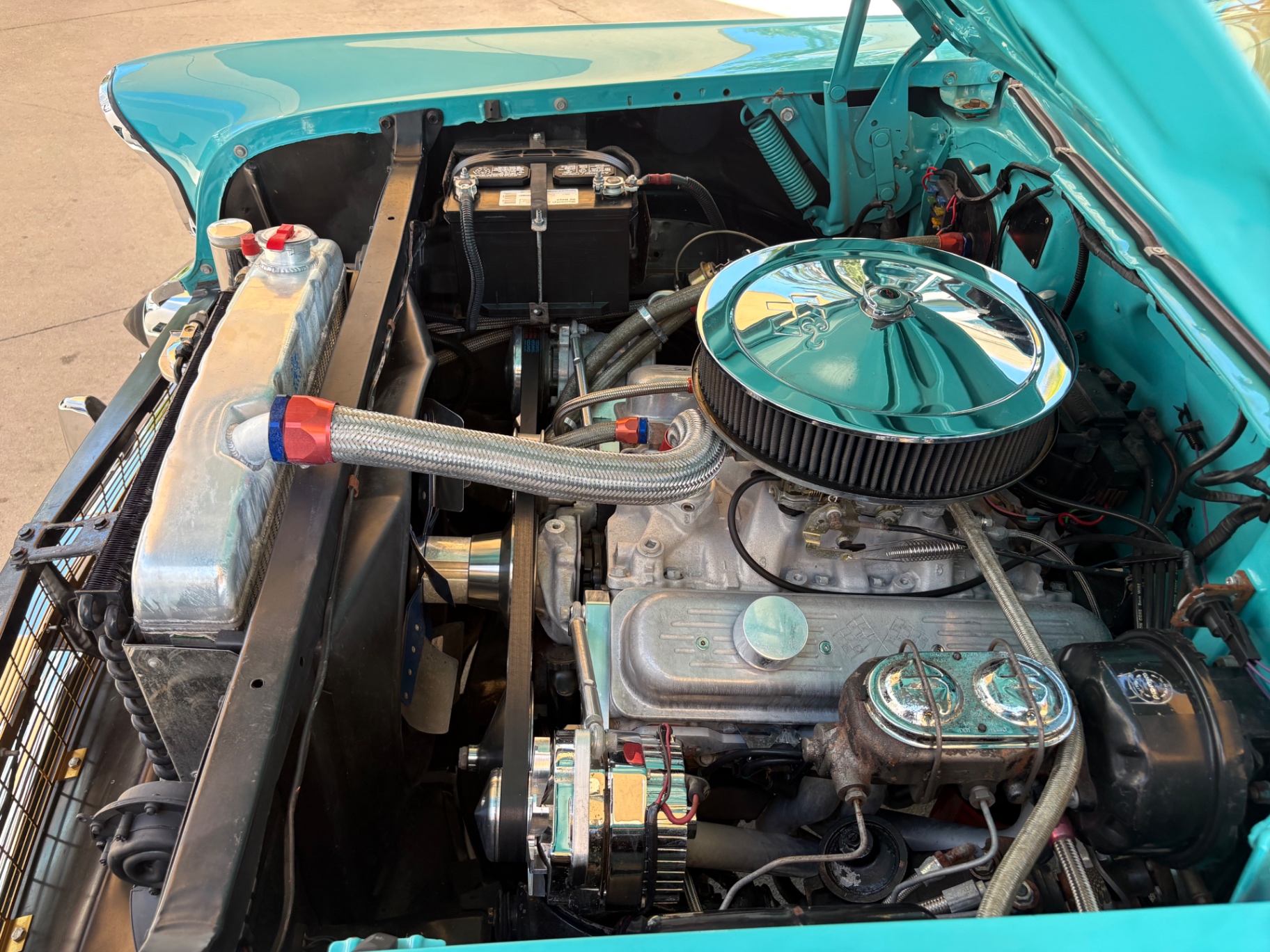 Vehicle photo 26