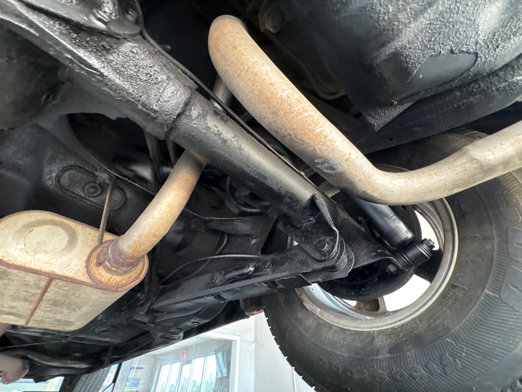 Vehicle photo 48