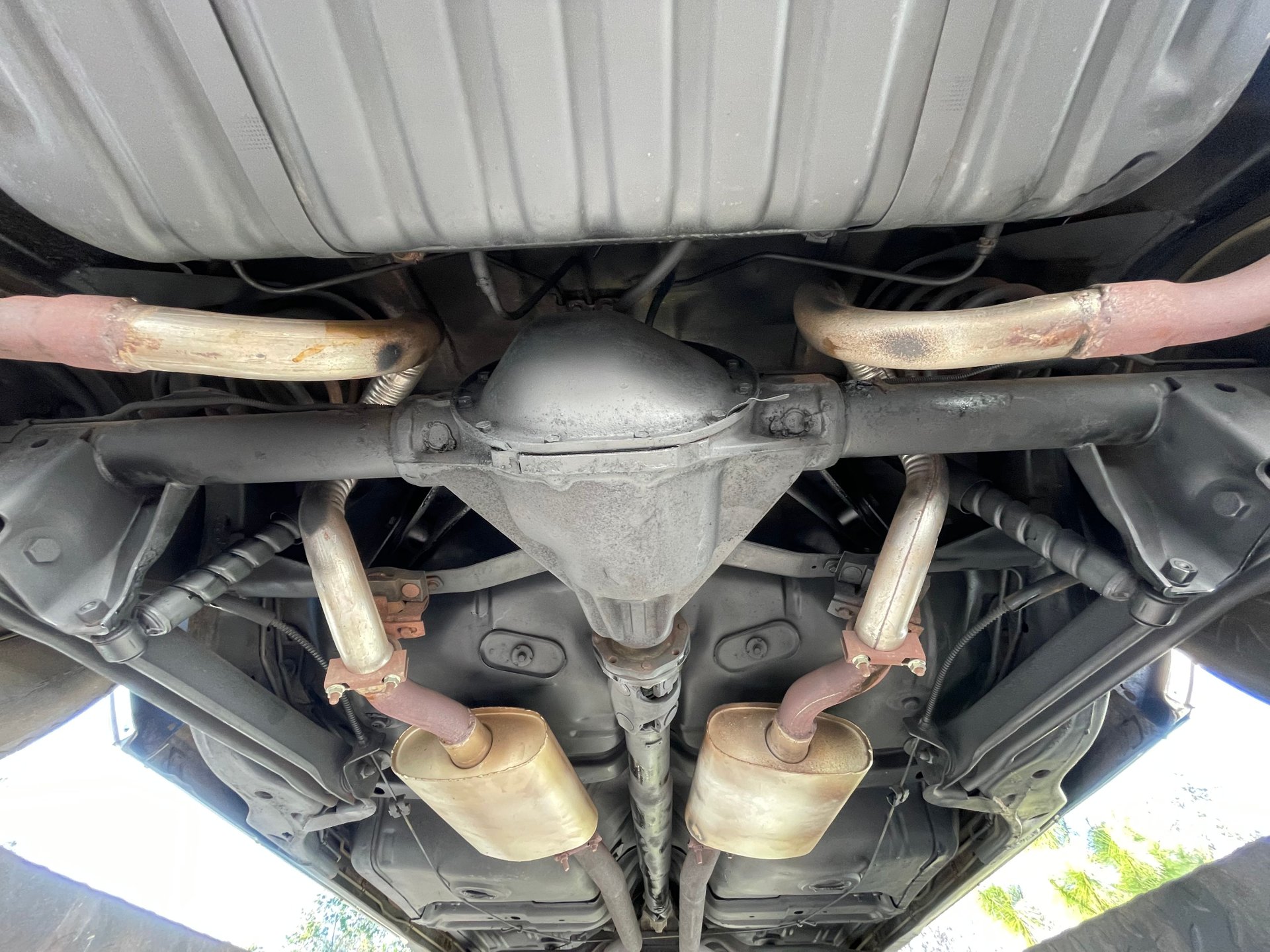 Vehicle photo 50