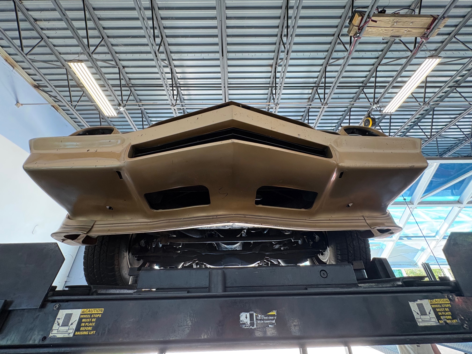 Vehicle photo 38