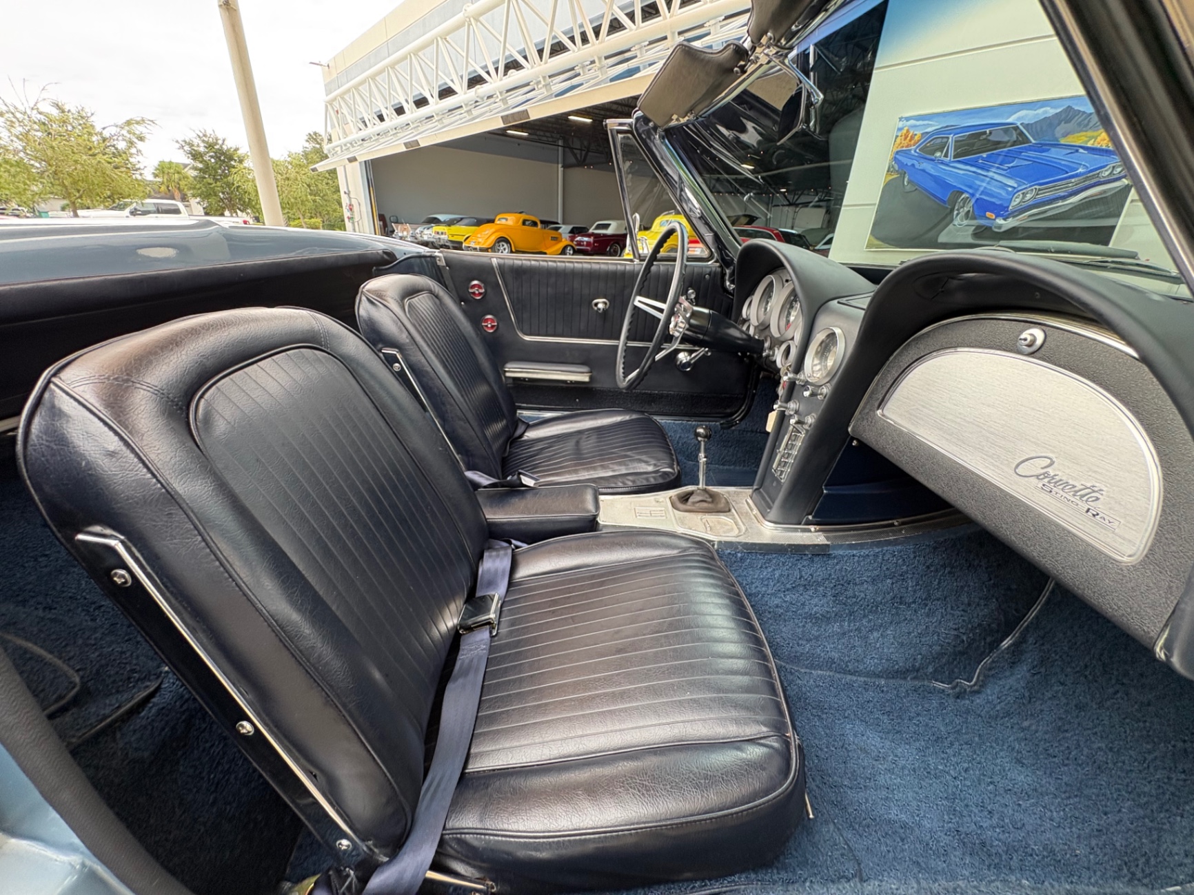 Vehicle photo 49