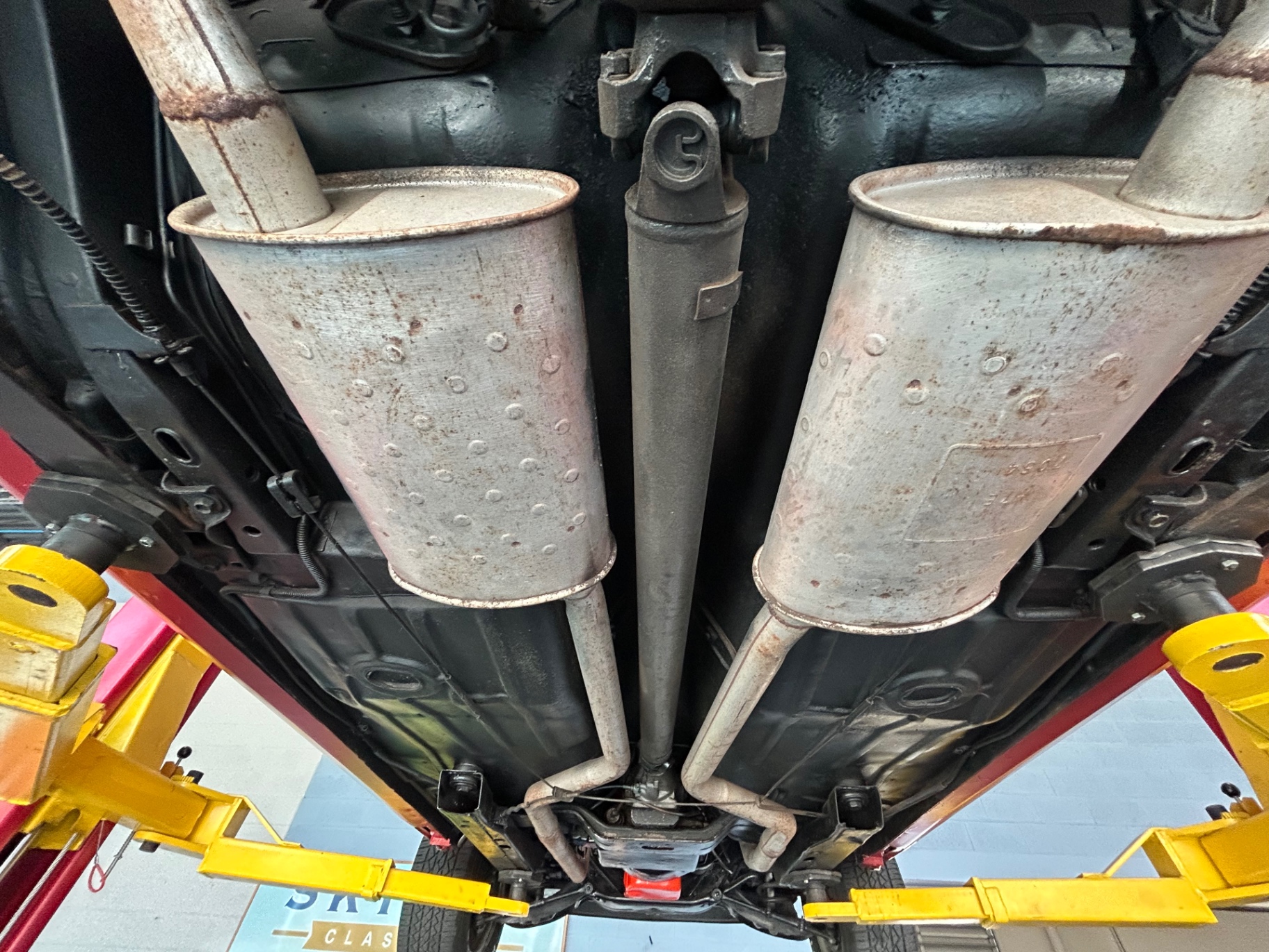 Vehicle photo 48
