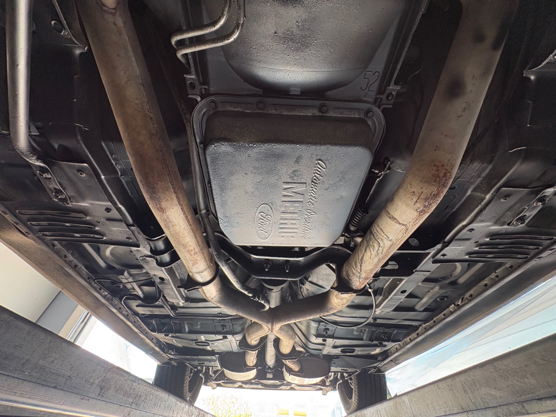 Vehicle photo 59