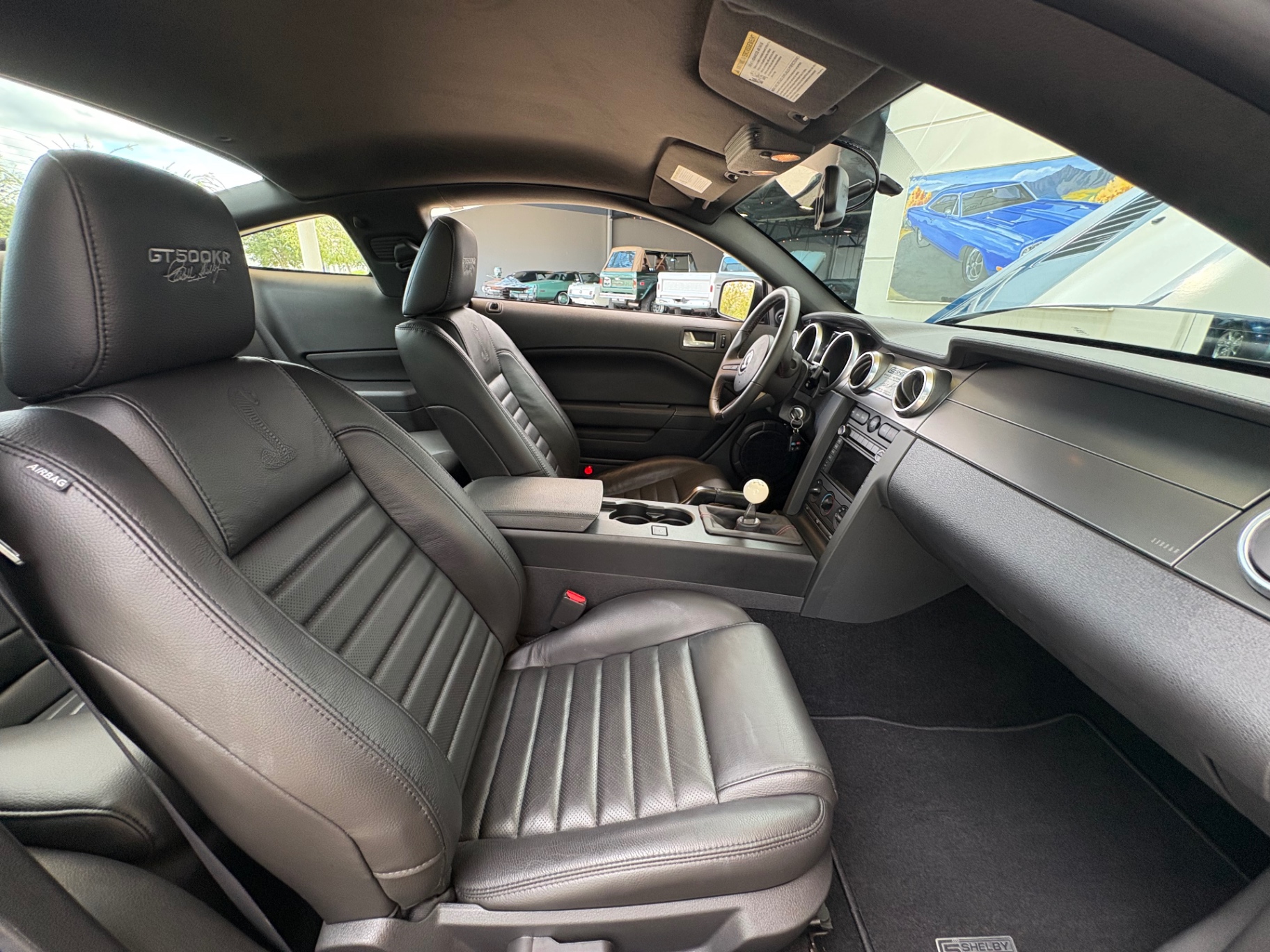 Vehicle photo 42