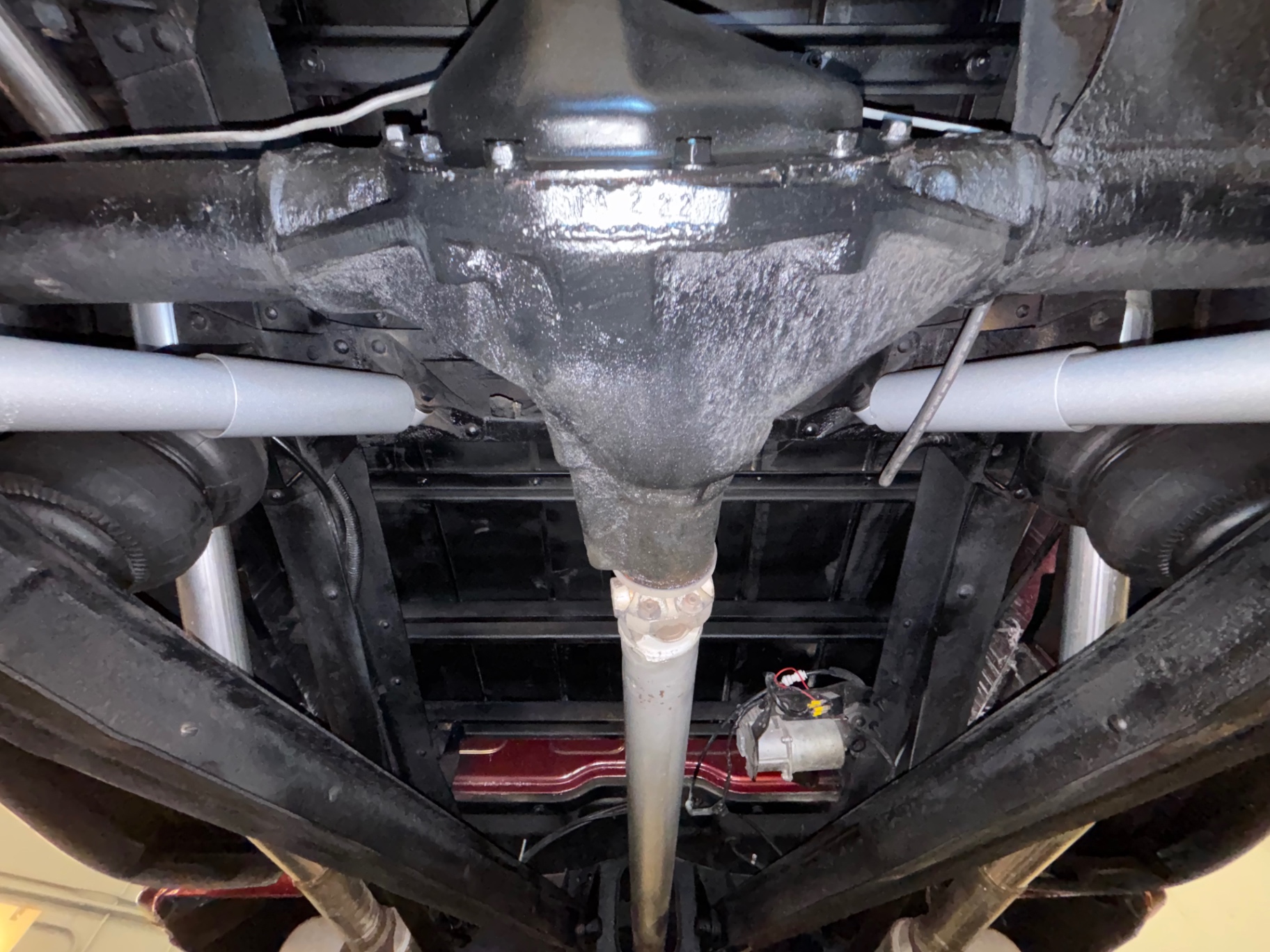 Vehicle photo 35