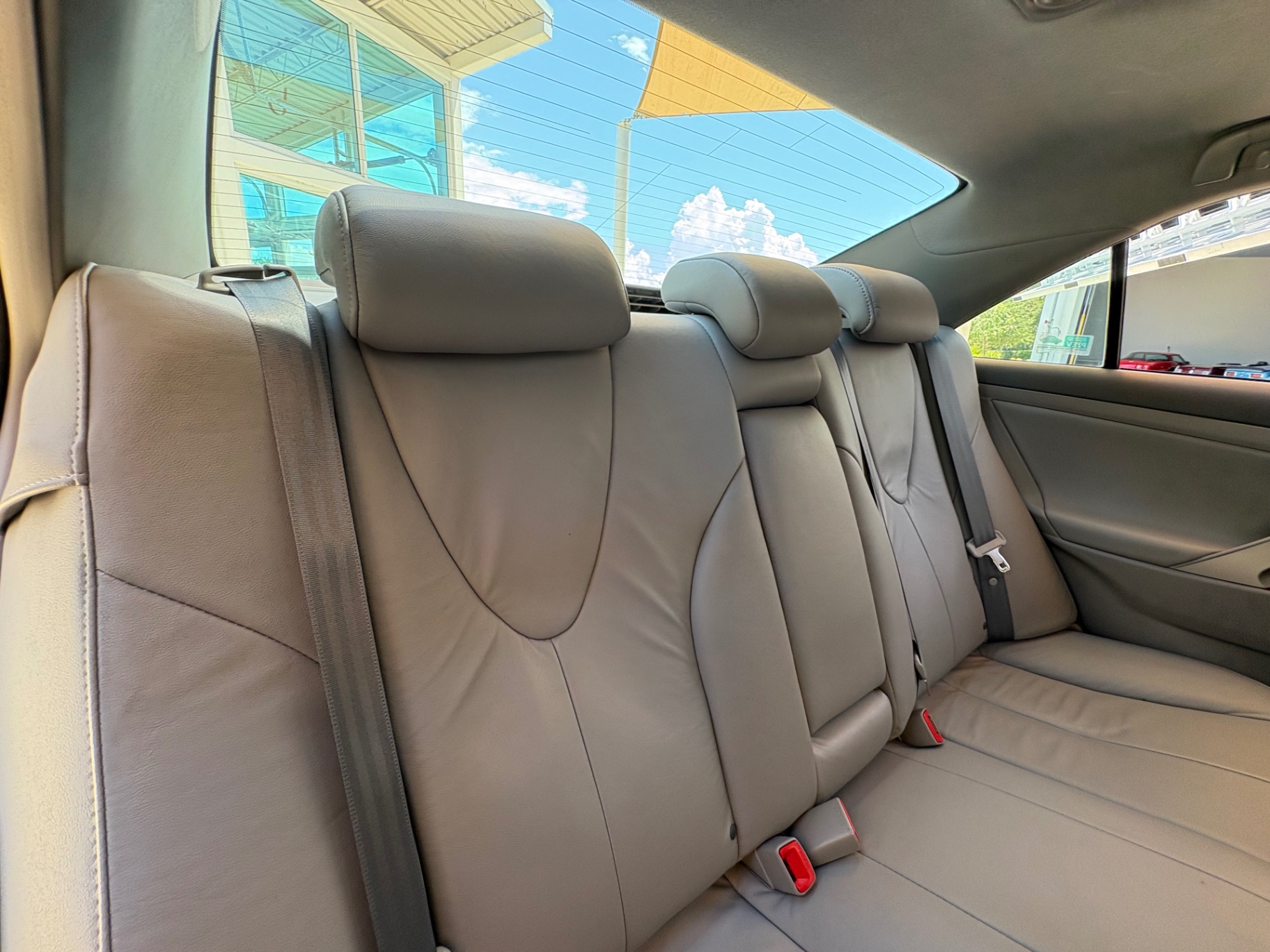 Vehicle photo 42