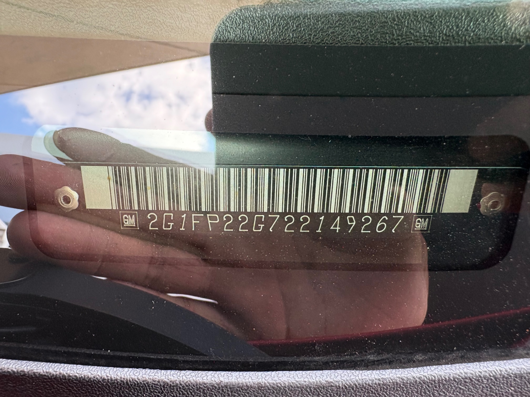 Vehicle photo 23