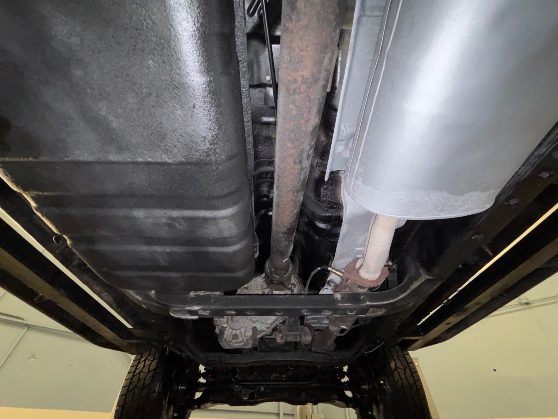 Vehicle photo 40