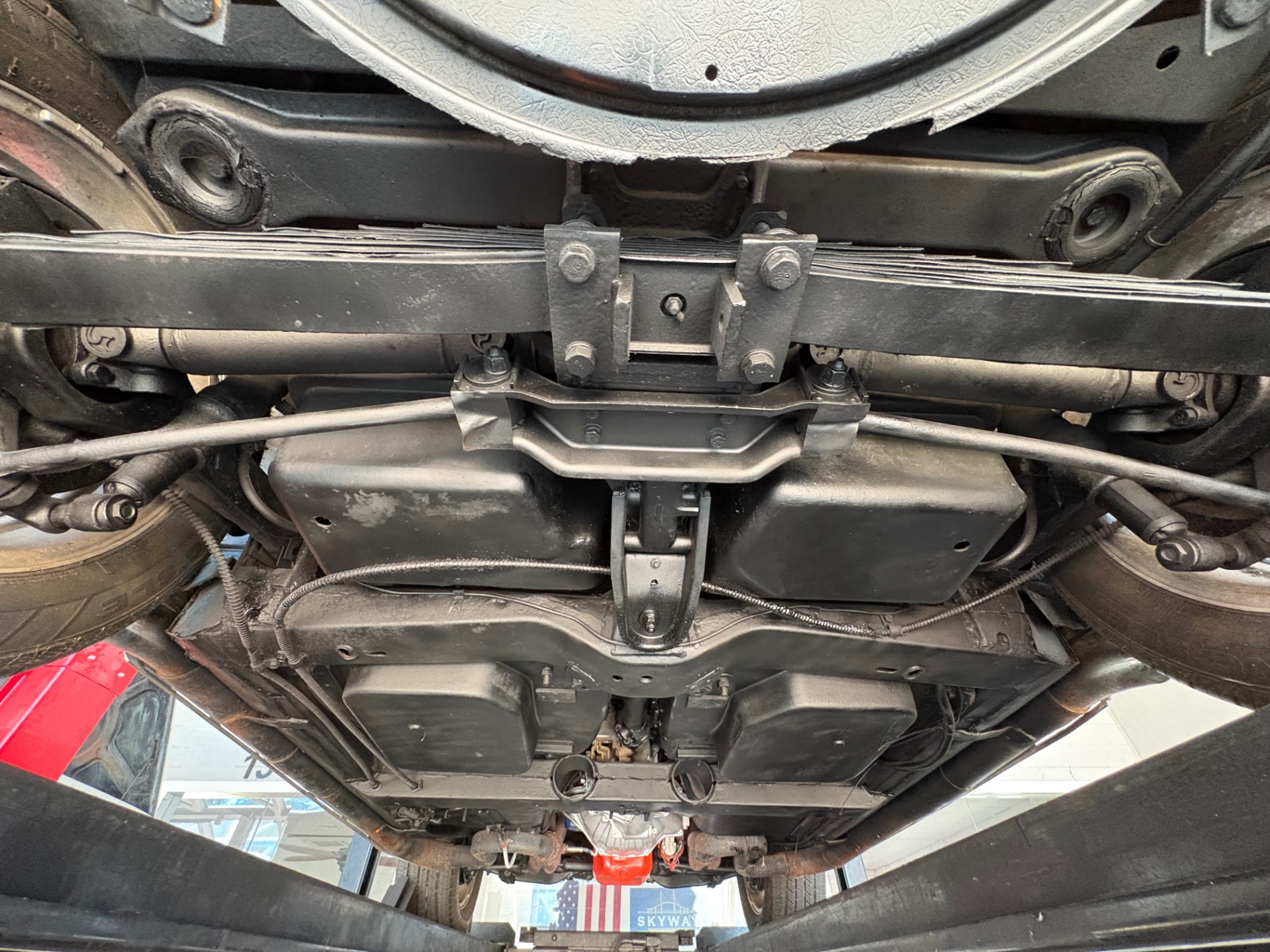 Vehicle photo 48