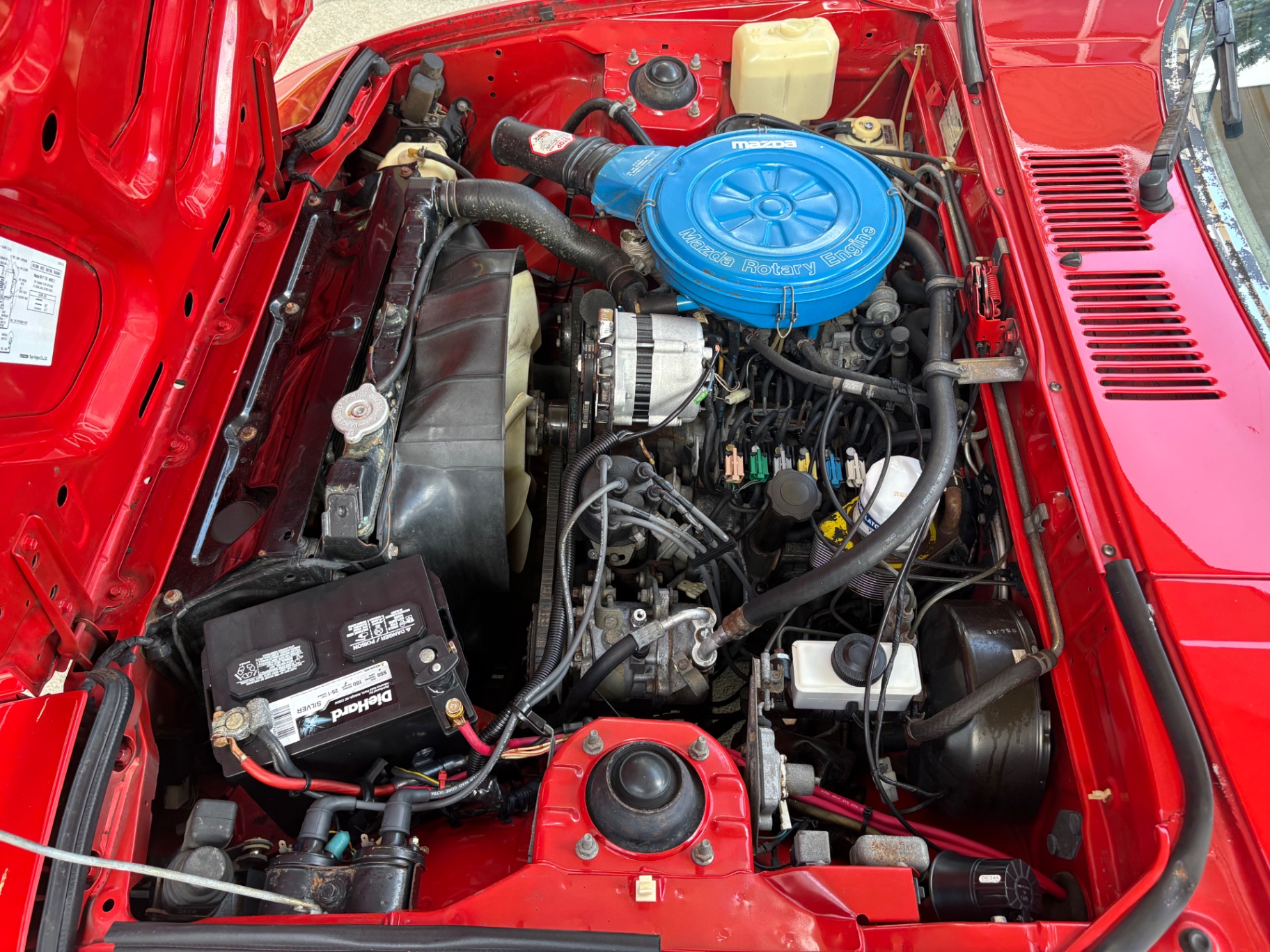 Vehicle photo 31