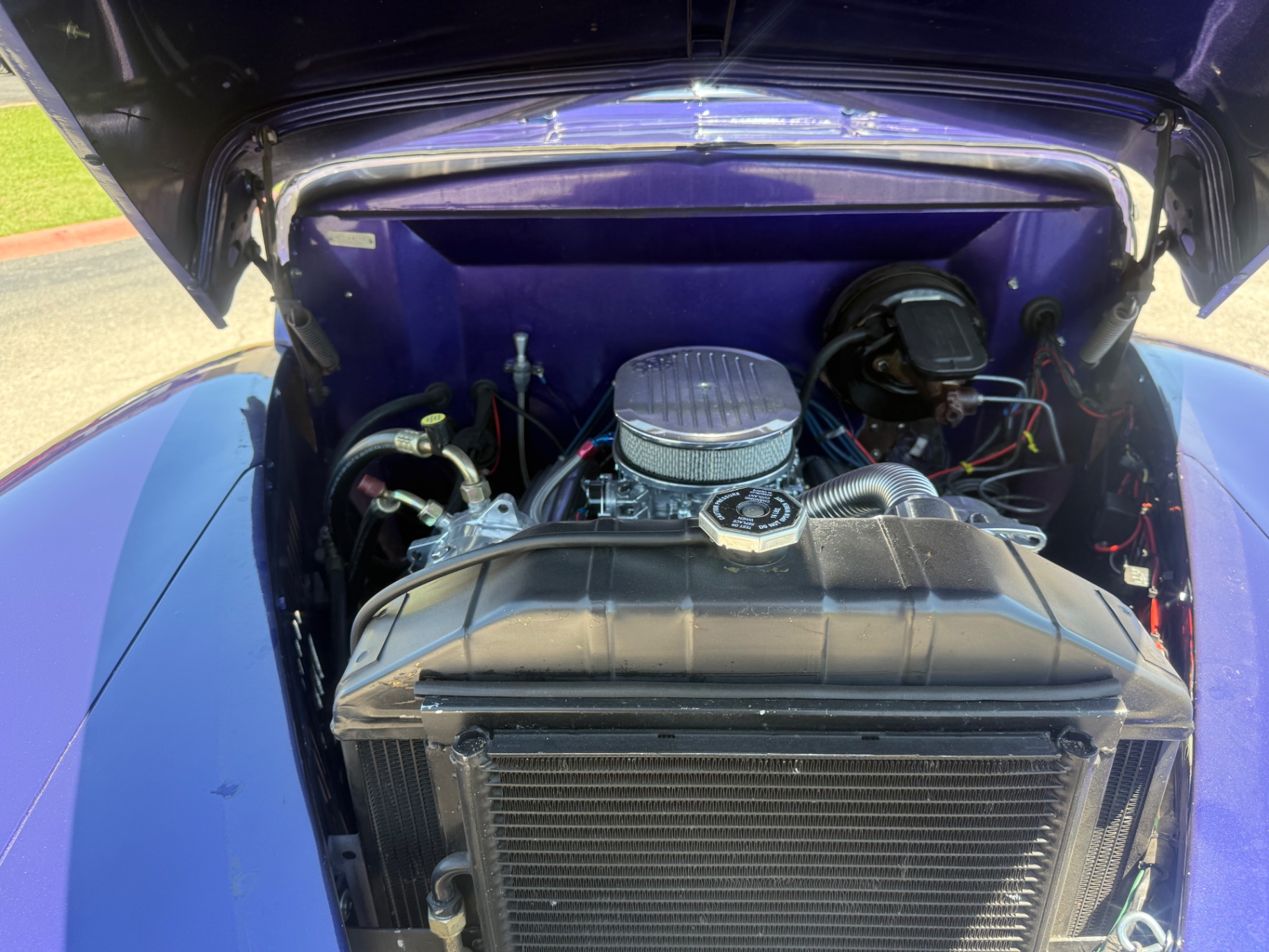 Vehicle photo 16