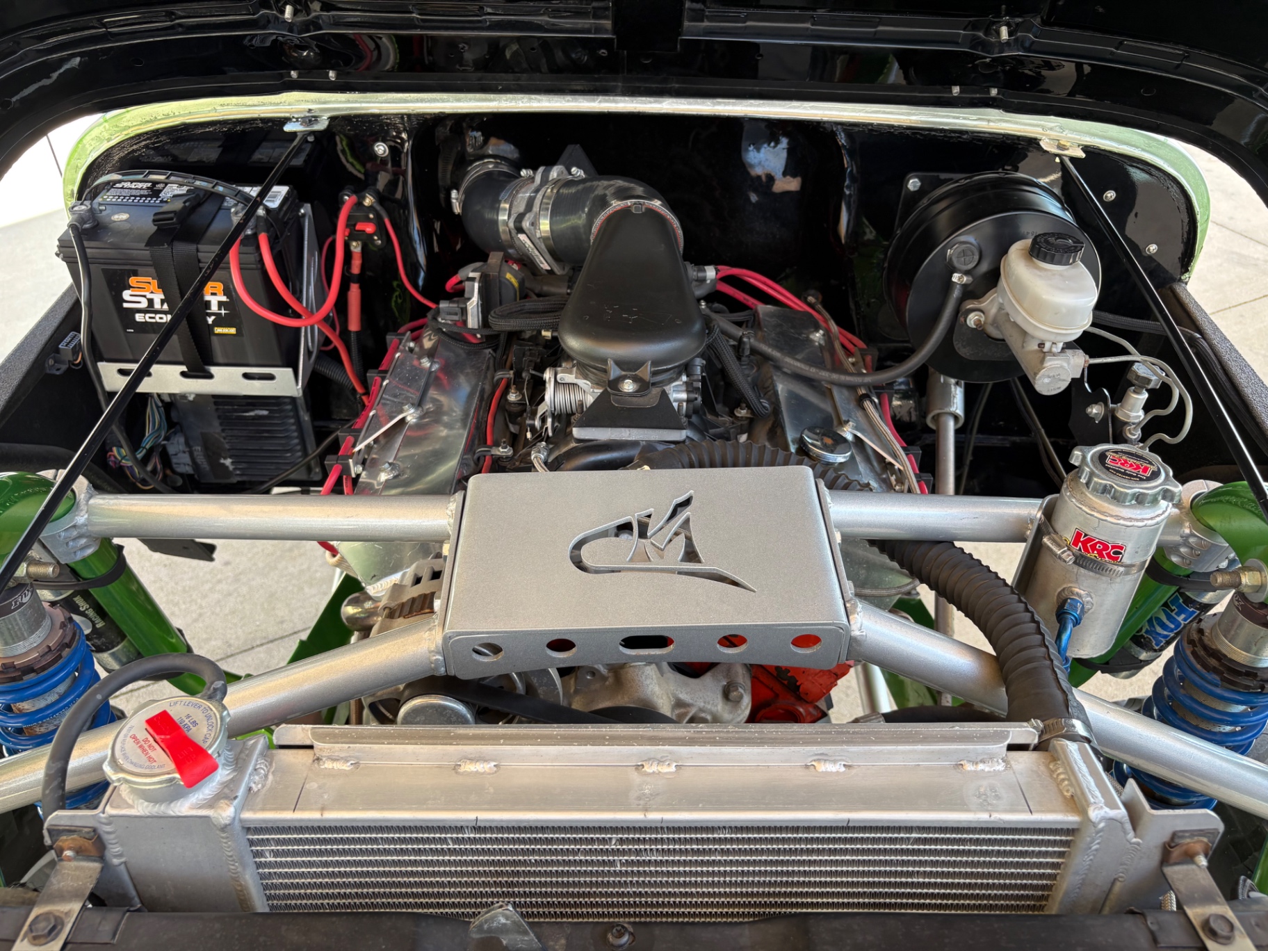 Vehicle photo 27
