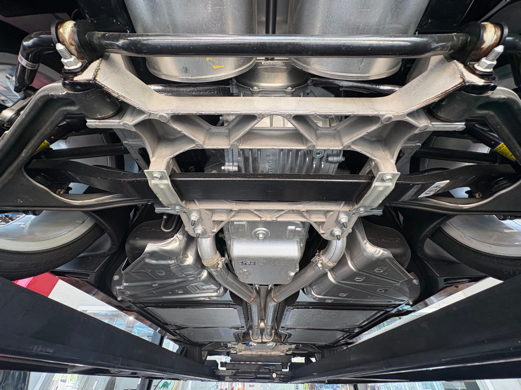 Vehicle photo 50