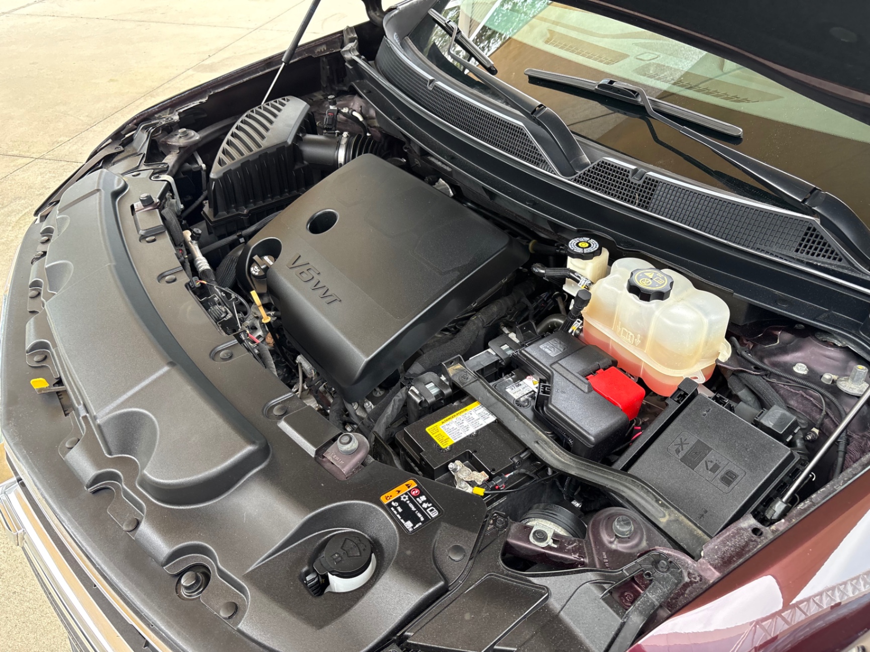 Vehicle photo 28