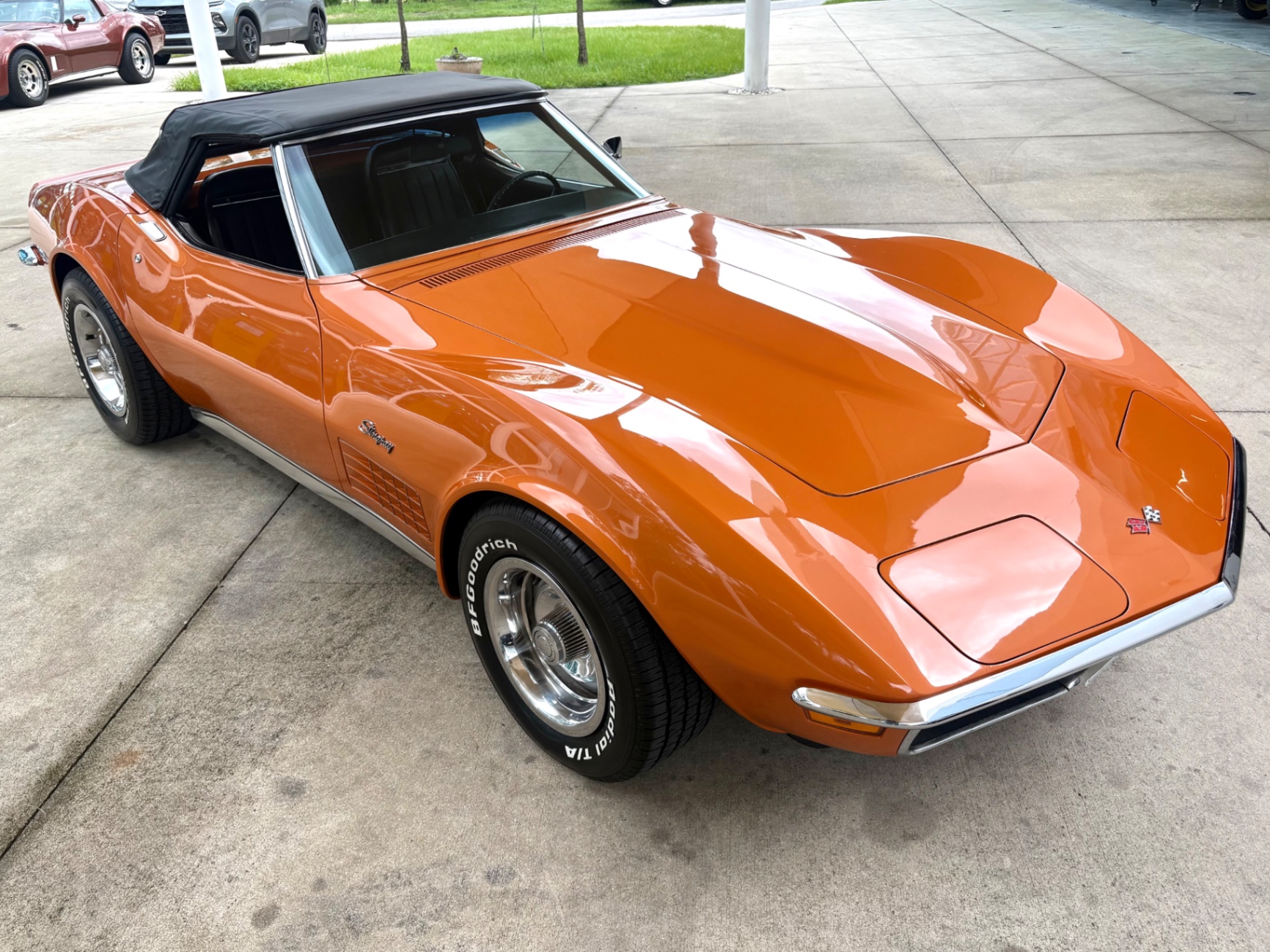 Vehicle photo 21