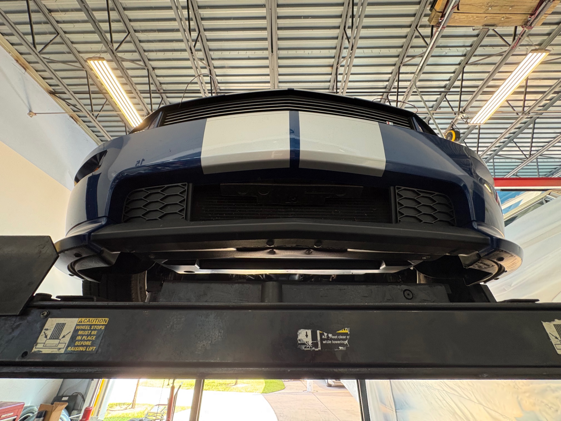 Vehicle photo 62