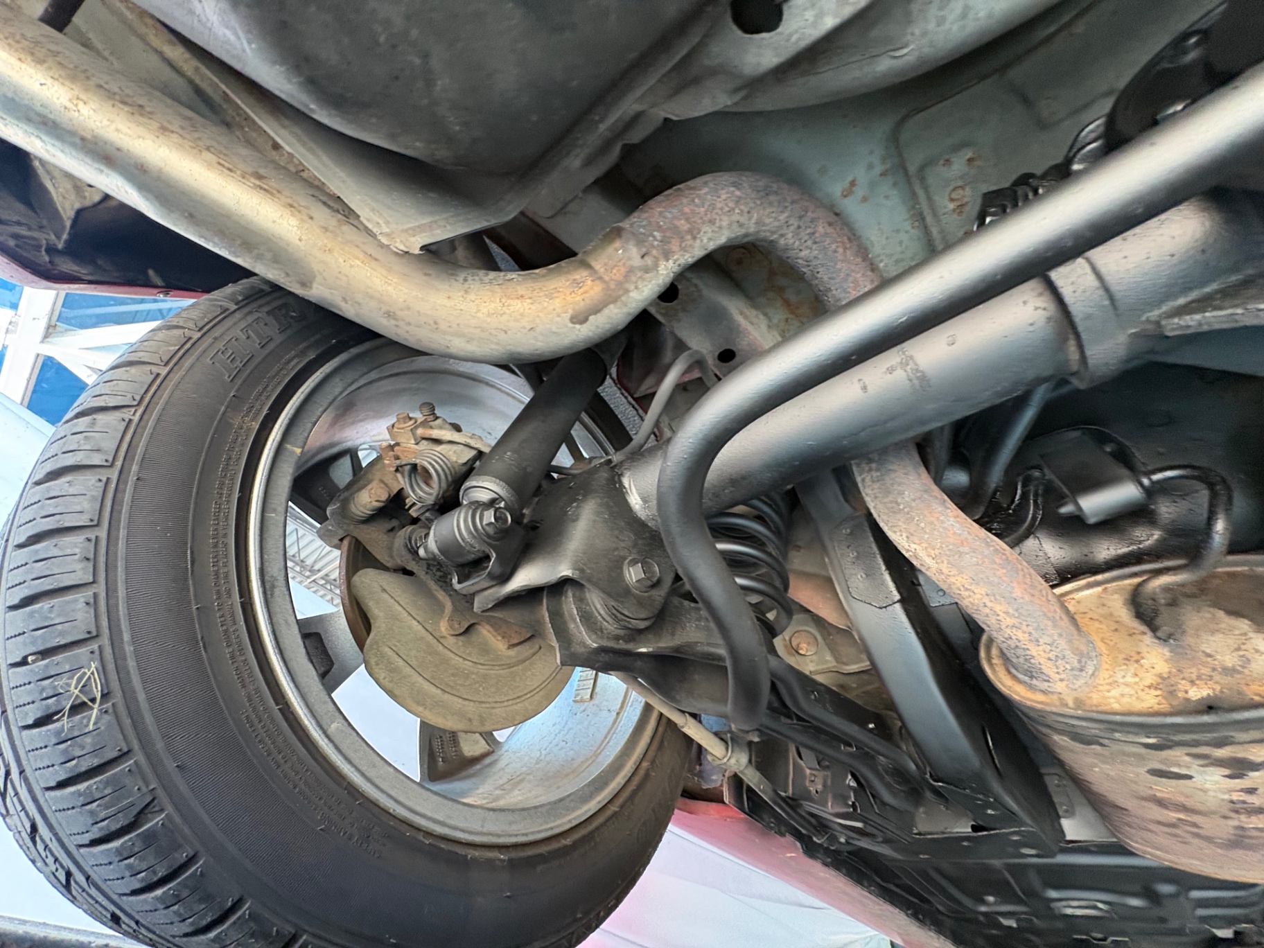 Vehicle photo 48