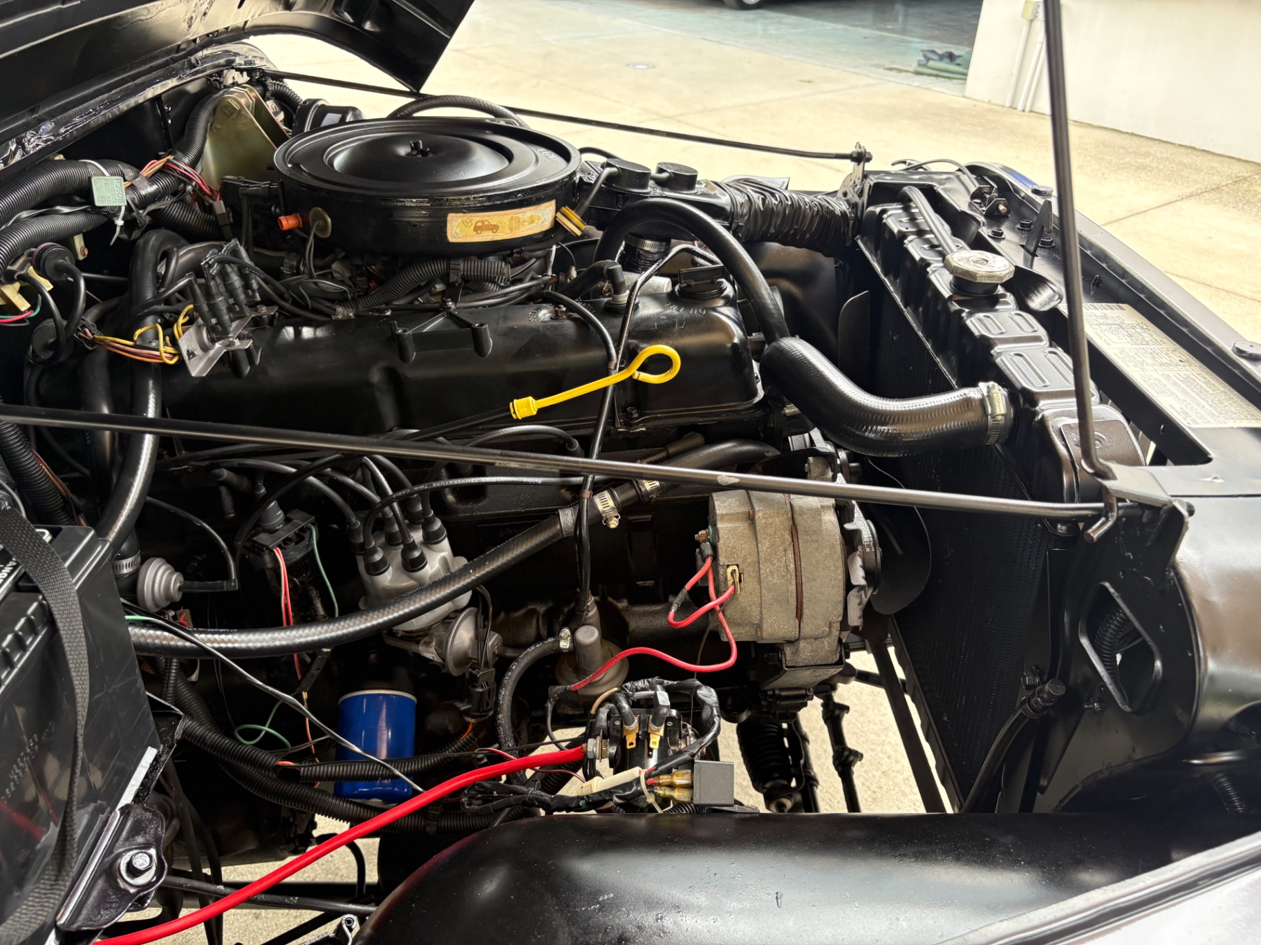 Vehicle photo 26