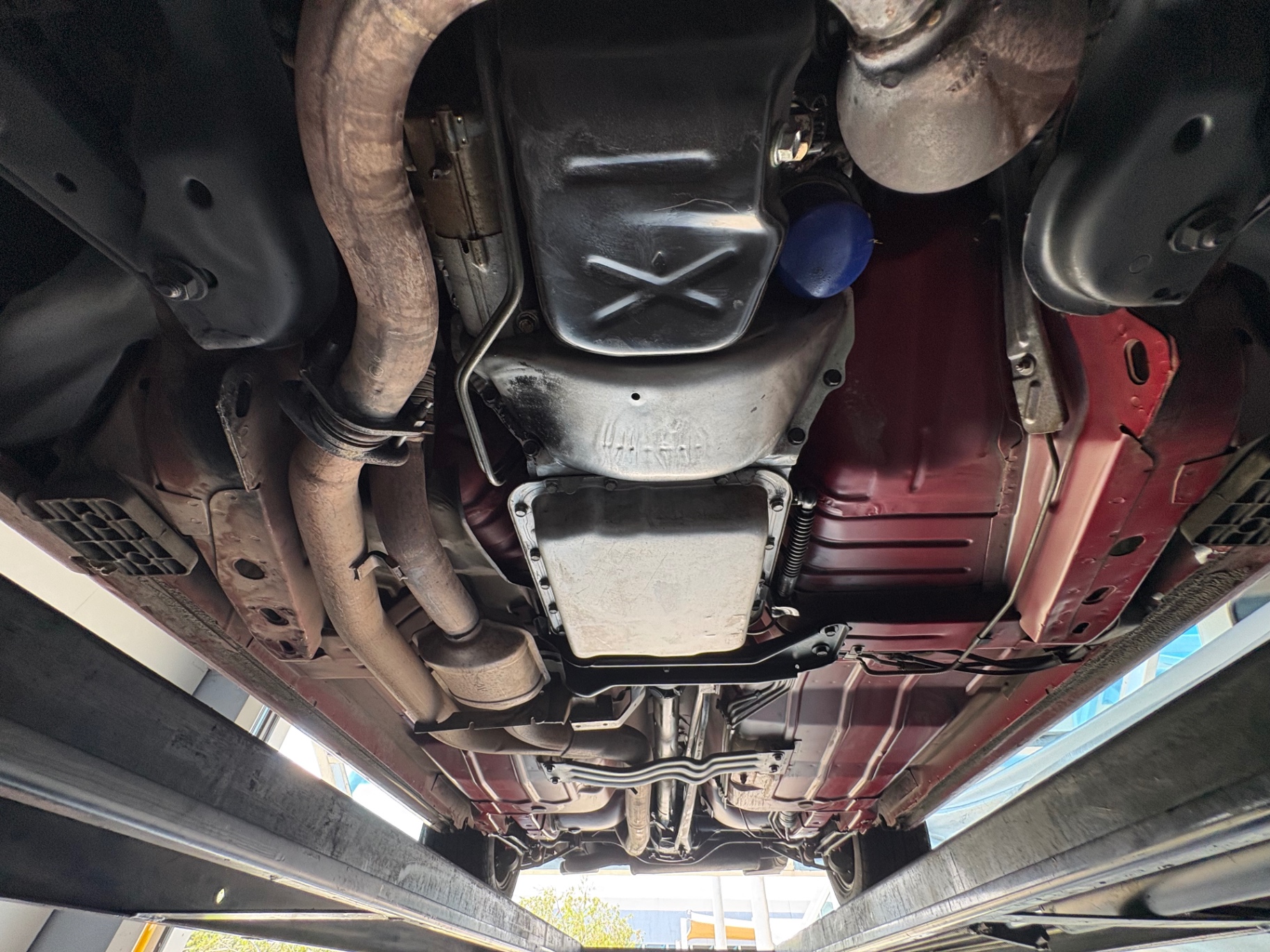 Vehicle photo 54